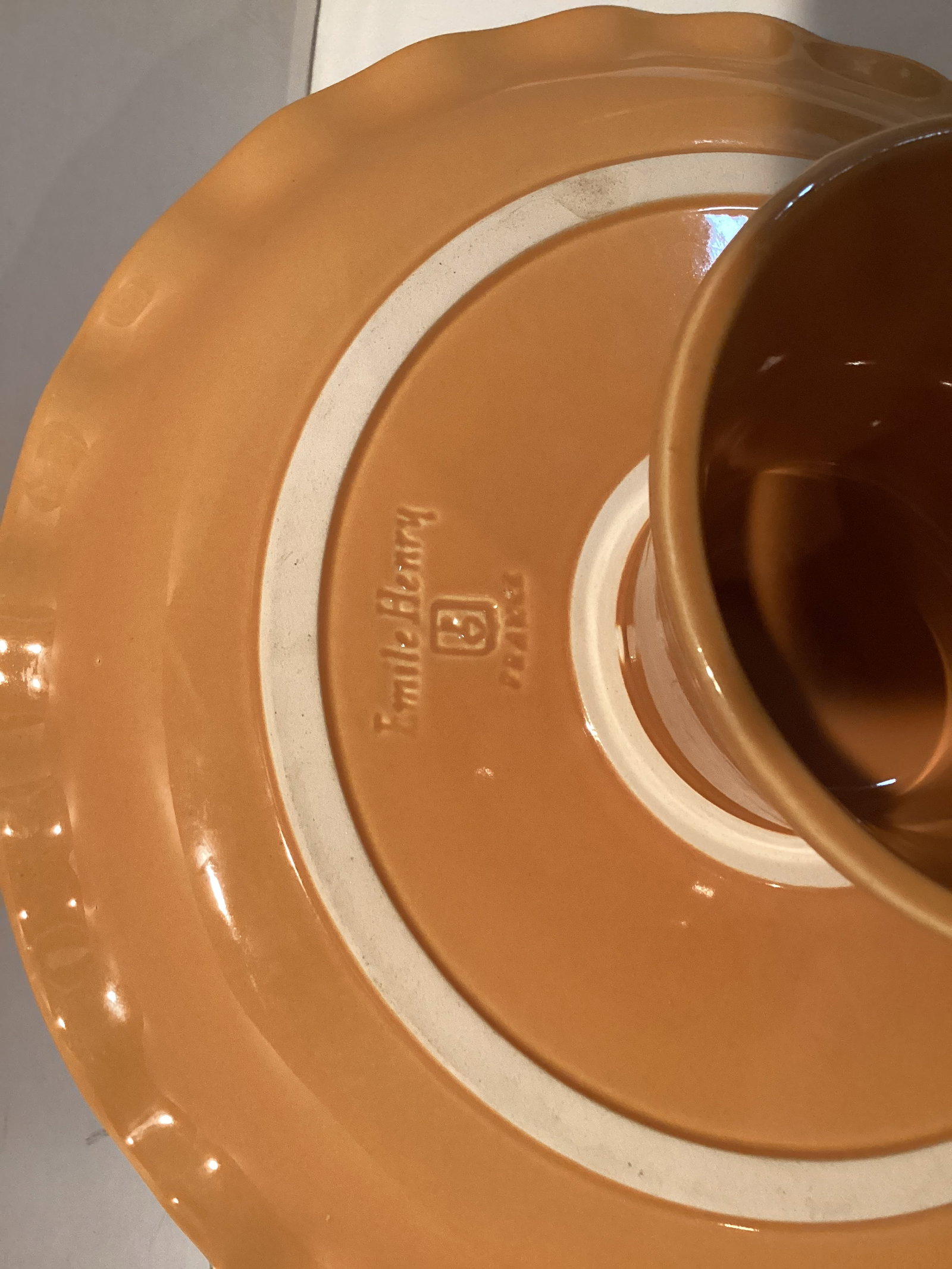 Emile Henry Pedestal Plate - 5