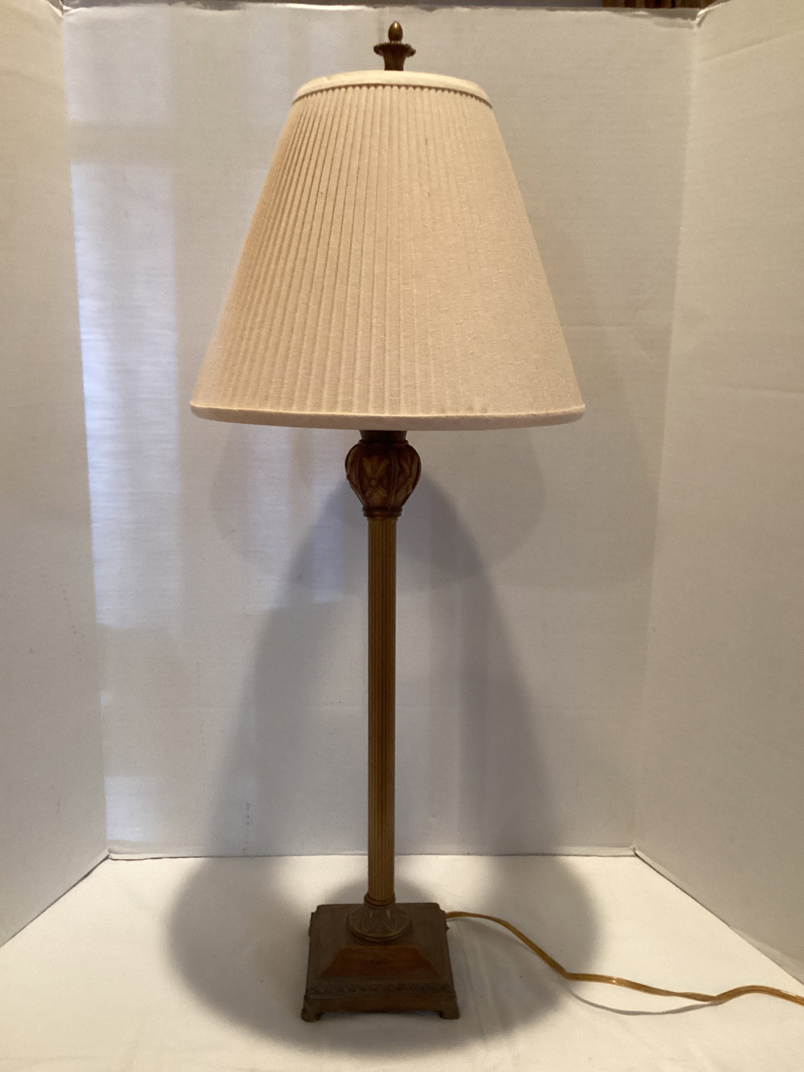 Table Lamp: 34" h, shipping unavailable for this lot