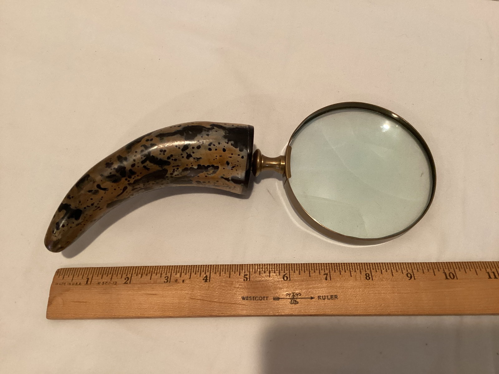 Magnifying Glass with Faux Horn Handle - 2