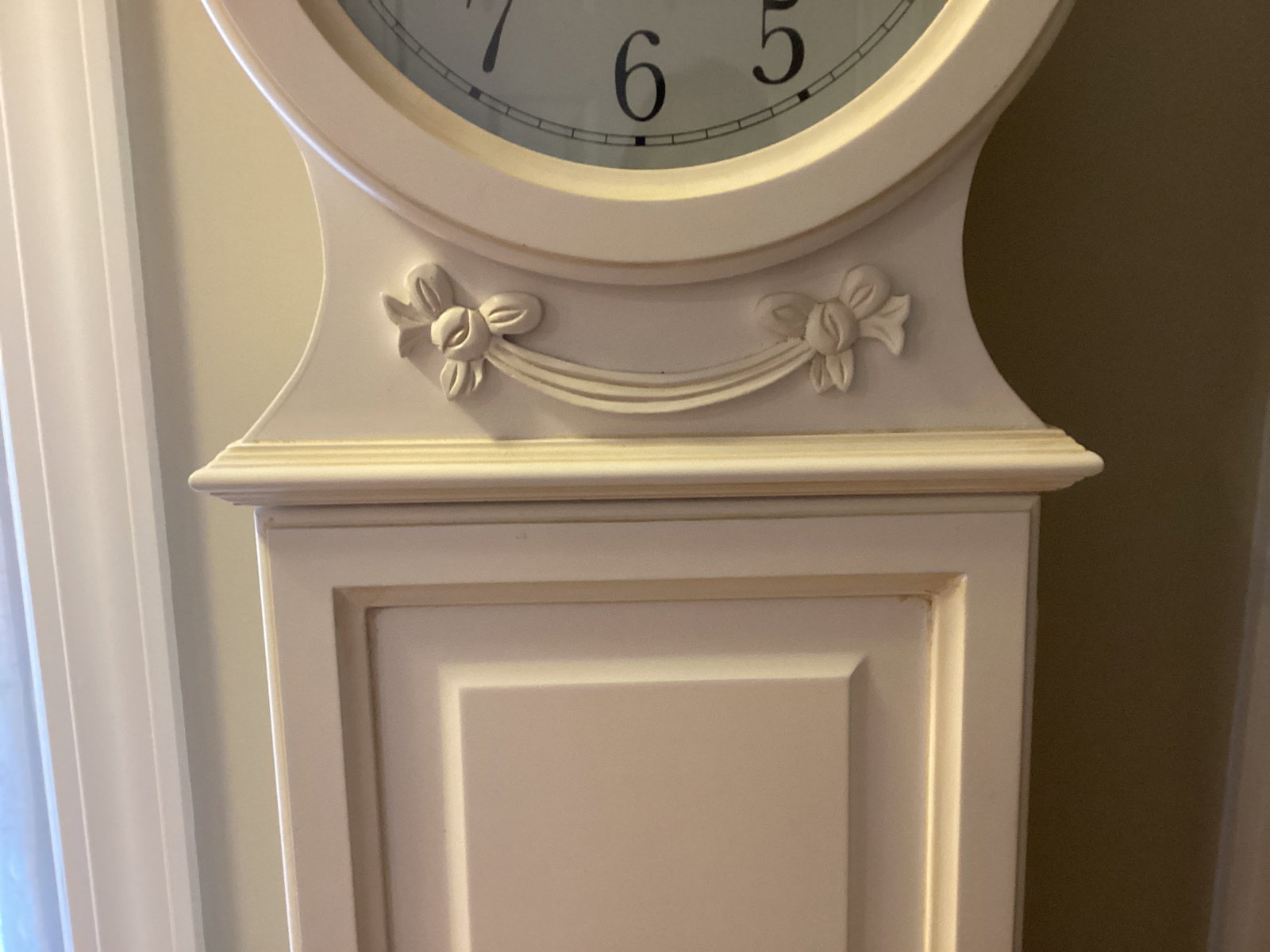 Quartz Clock with Storage - 5