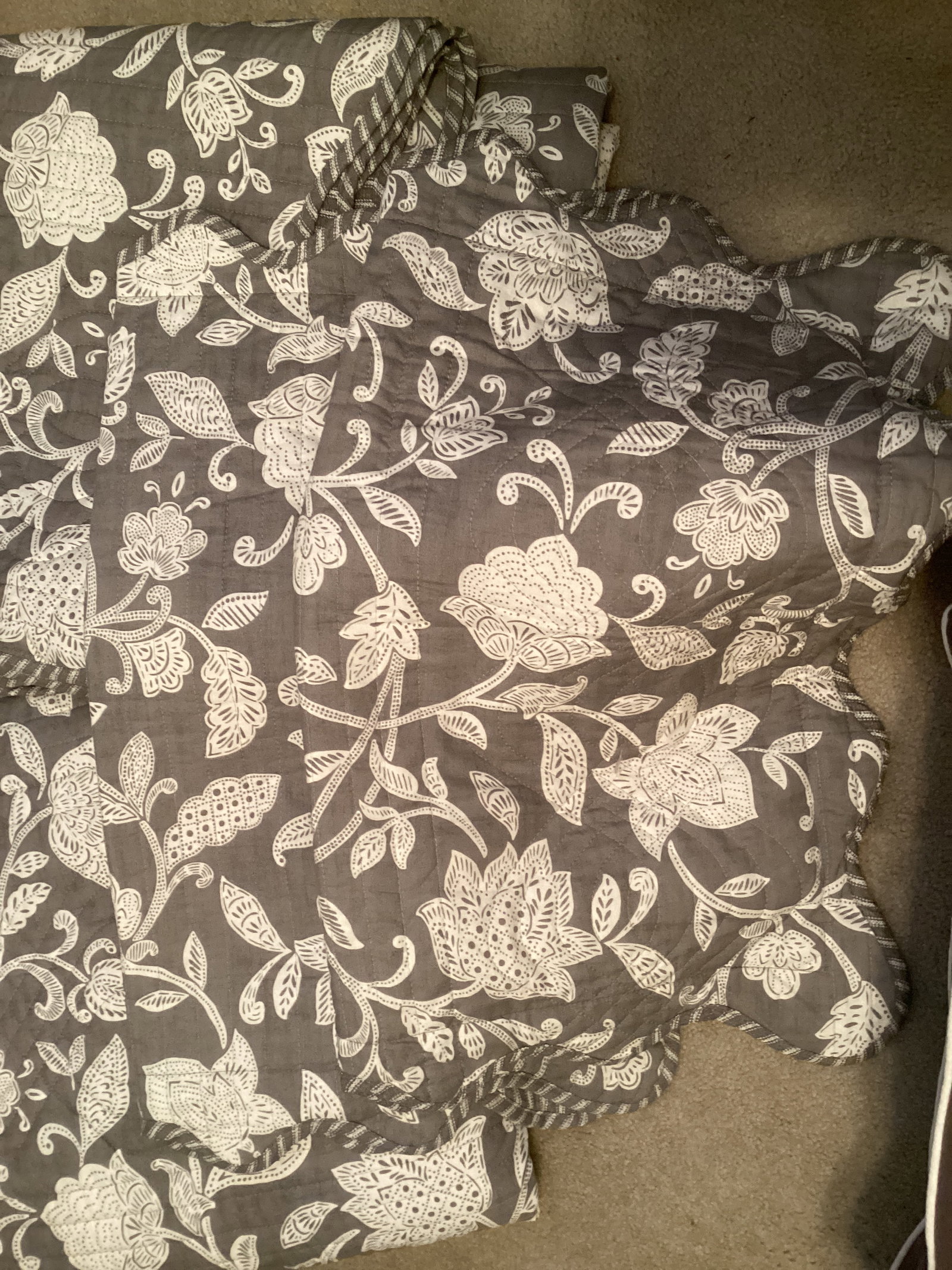 Two Waverly Twin Size Quilt Bedding Sets - 5