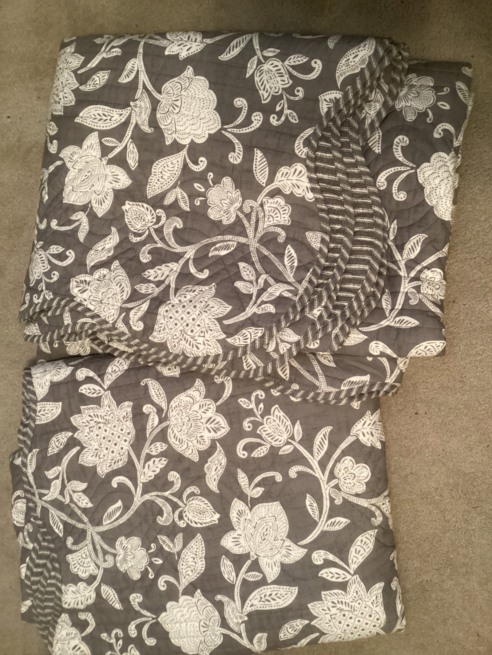 Two Waverly Twin Size Quilt Bedding Sets - 6