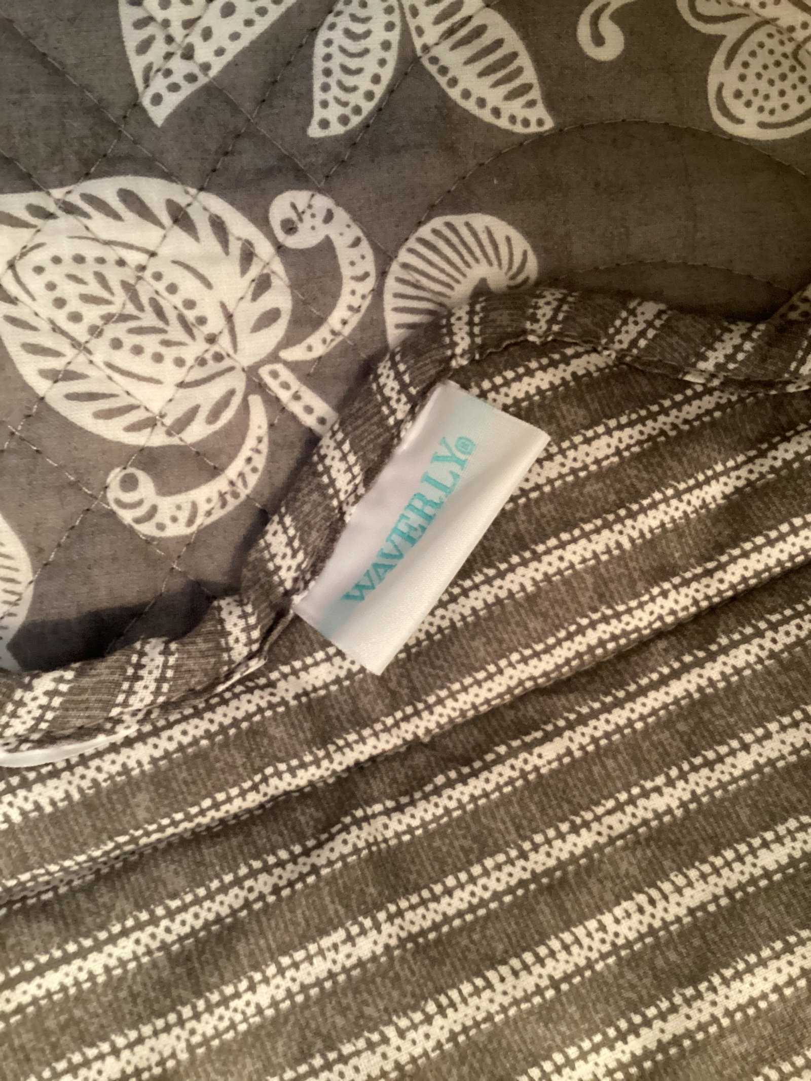 Two Waverly Twin Size Quilt Bedding Sets - 7