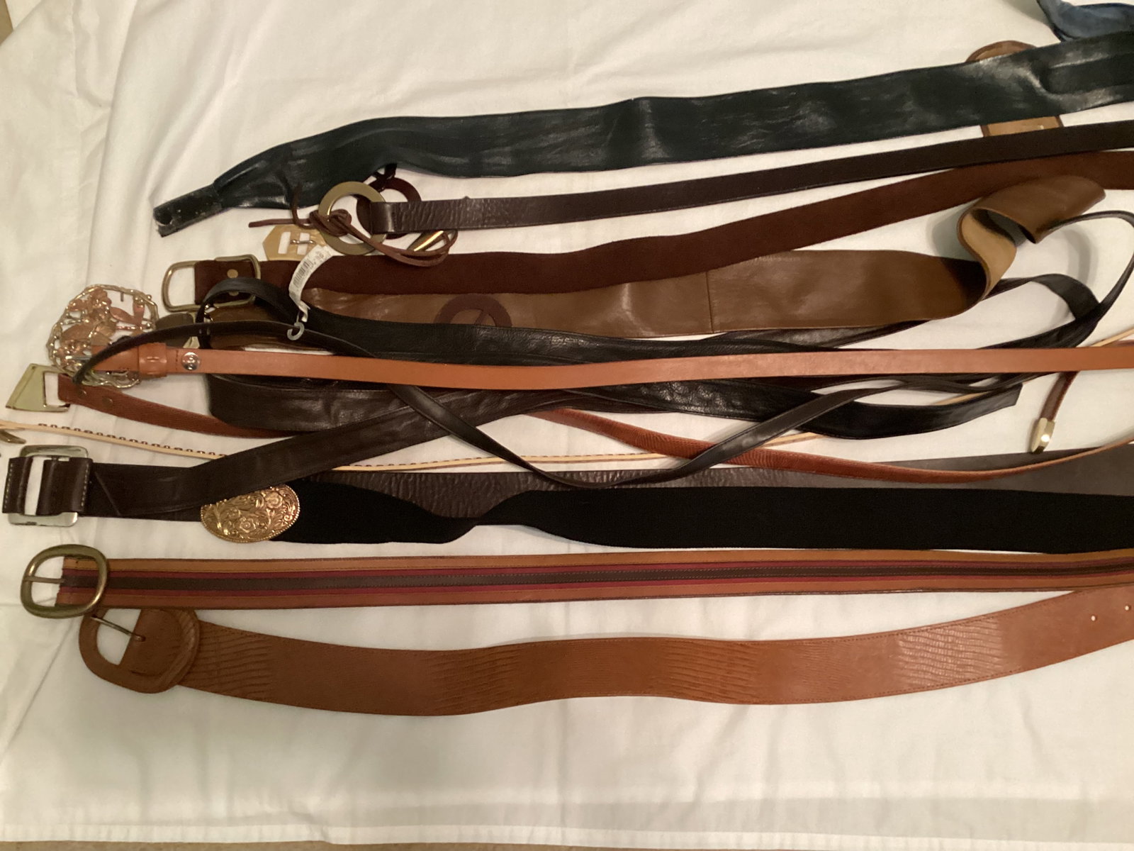 Women's Belts: .
