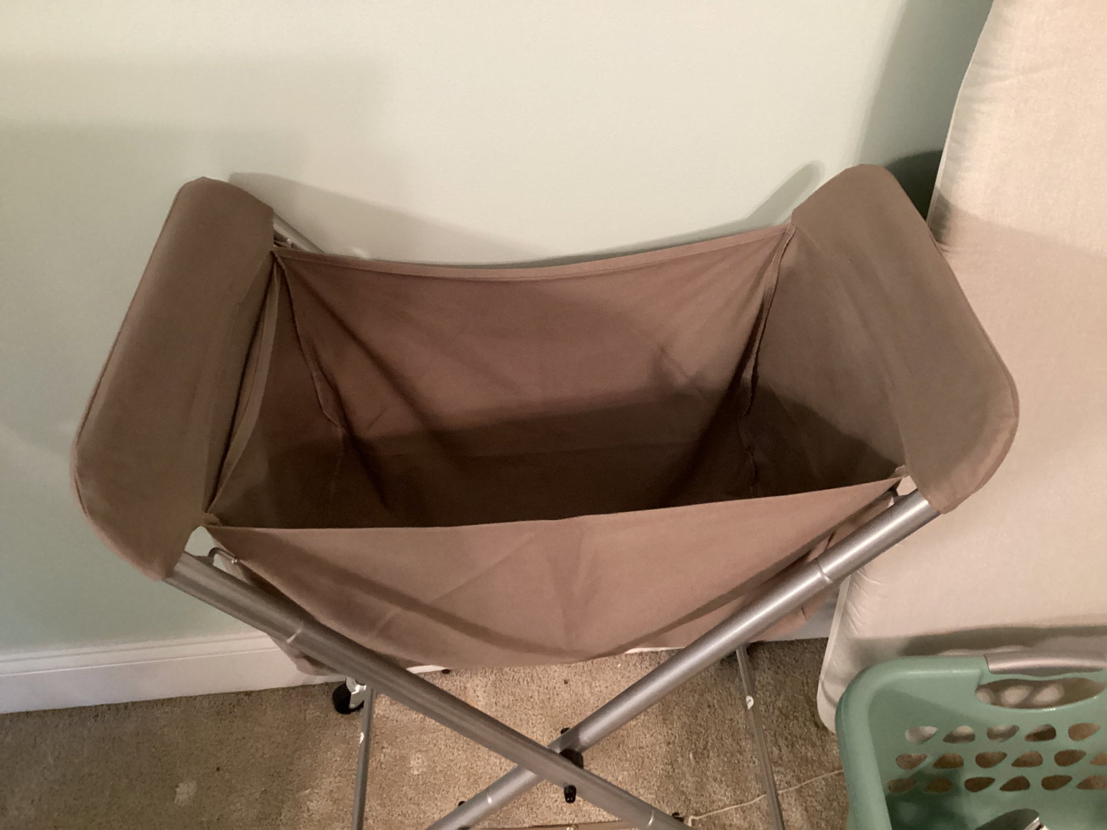 Laundry Hamper on Wheels, Hamper, Laundry Basket, Ironing Board and Iron - 5