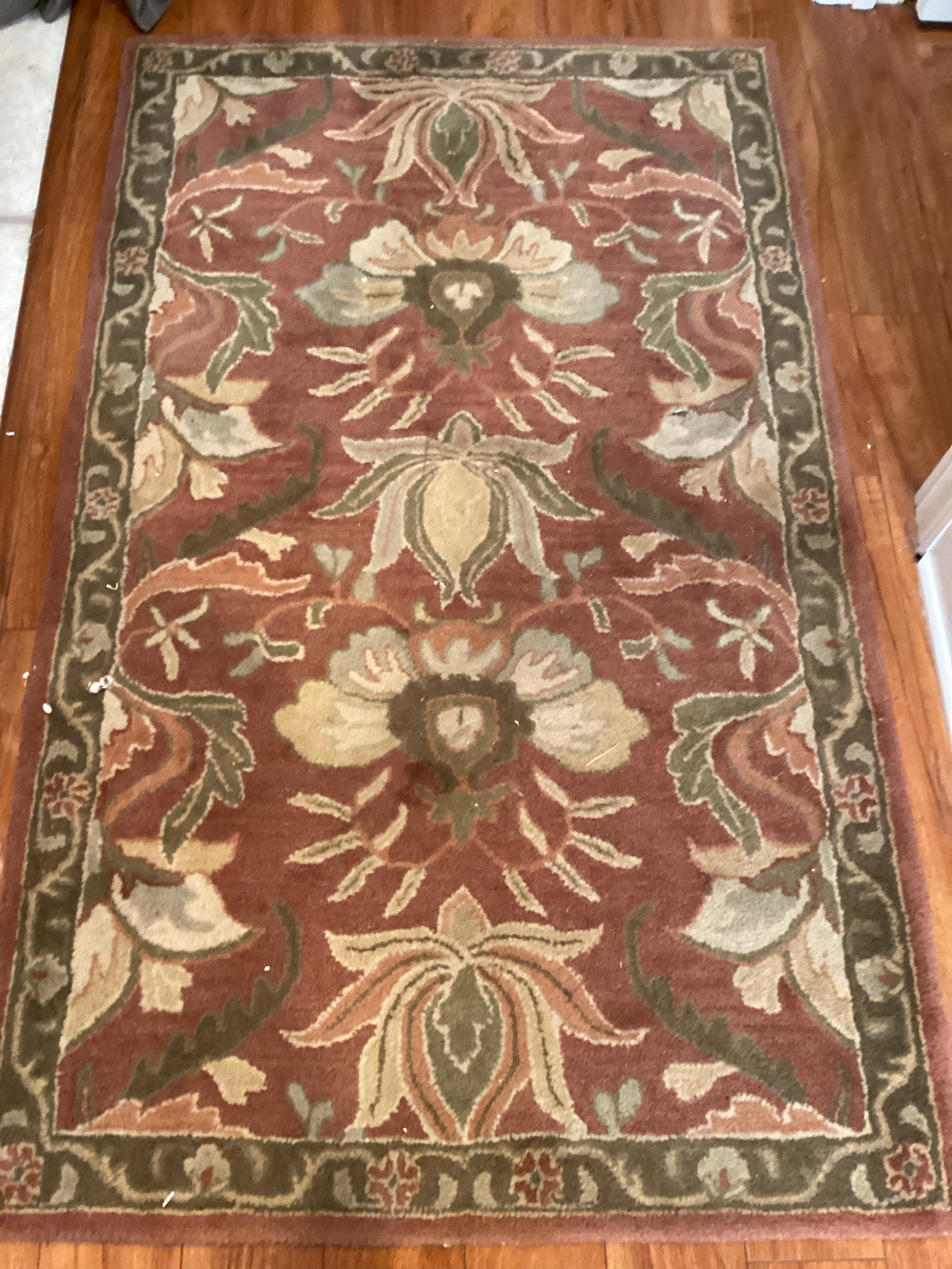 Pottery Barn Woolmark 36" x 60" Rug: needs cleaning, shipping unavailable for this lot