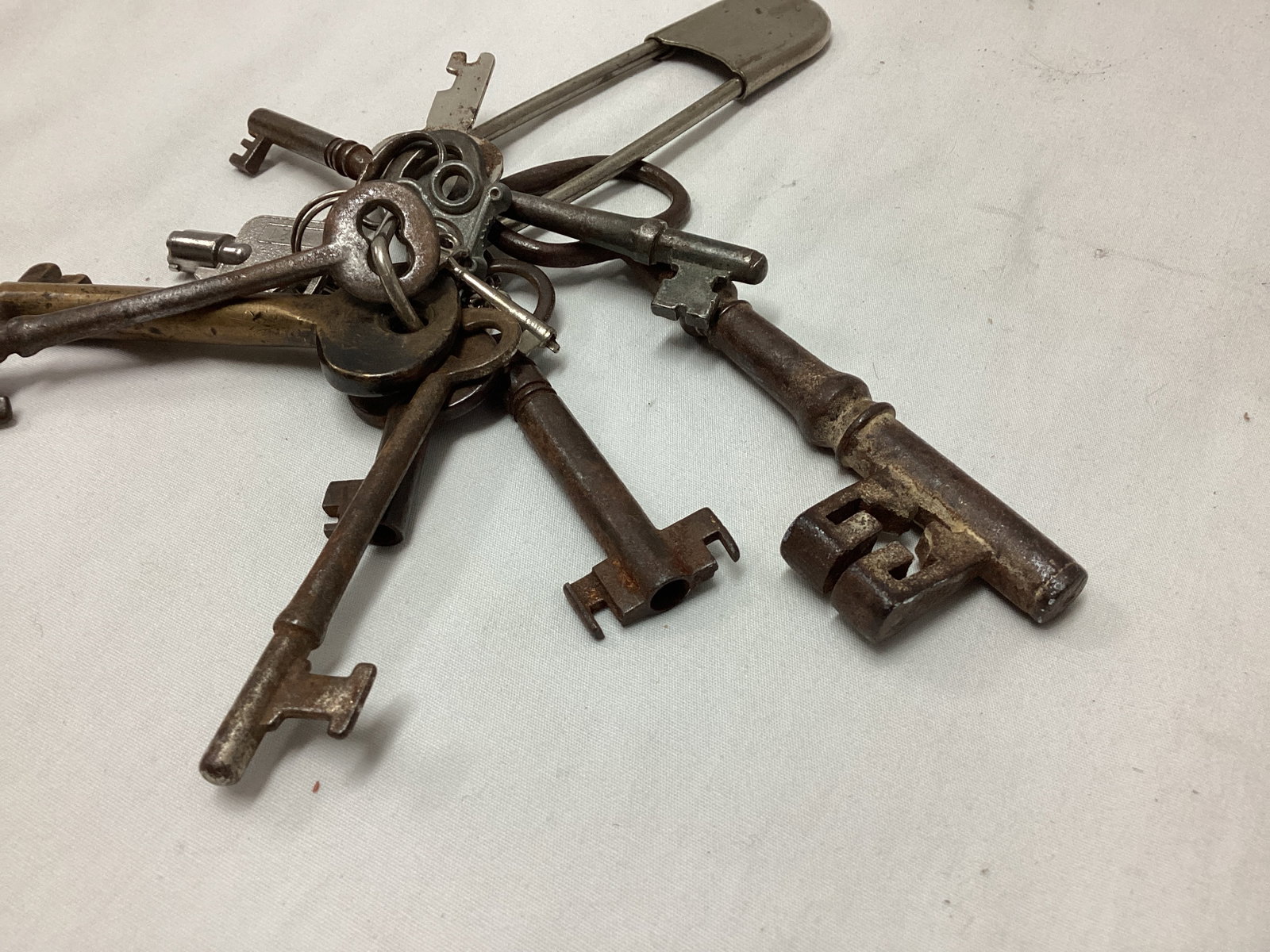 Skeleton Keys - 3