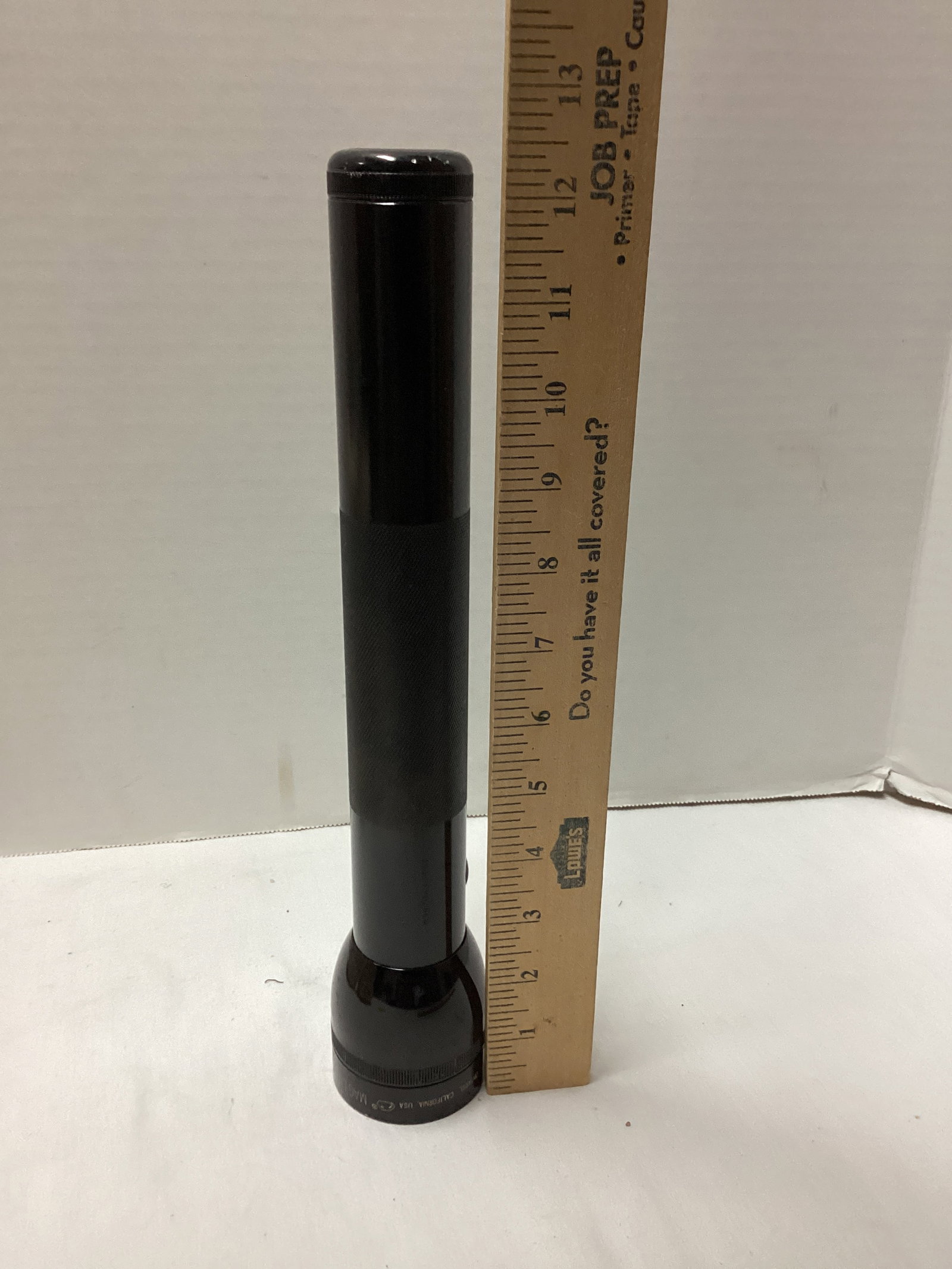 Mag-Lite Flashlight - 3
