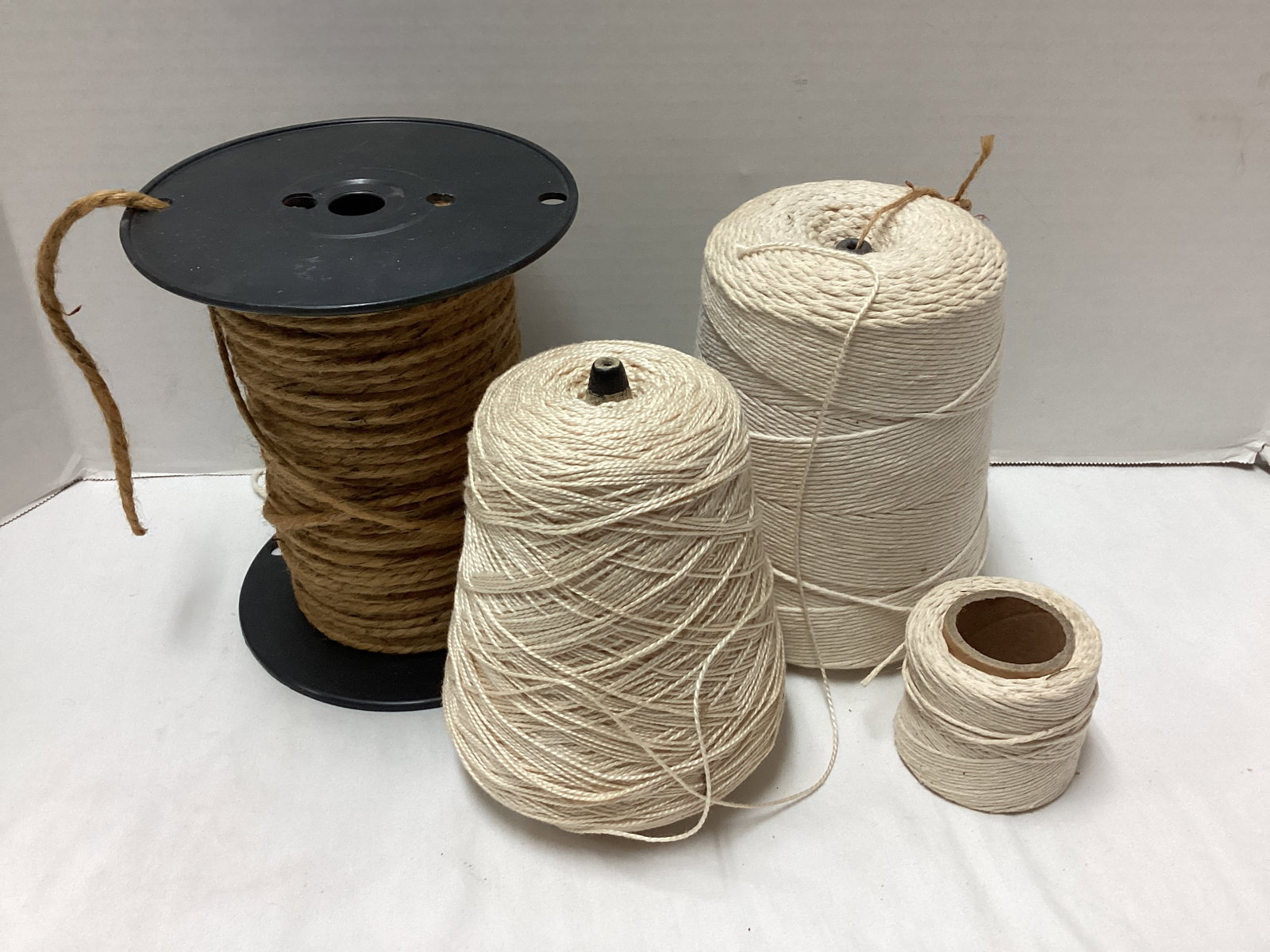 Rolls of Twine and String: .