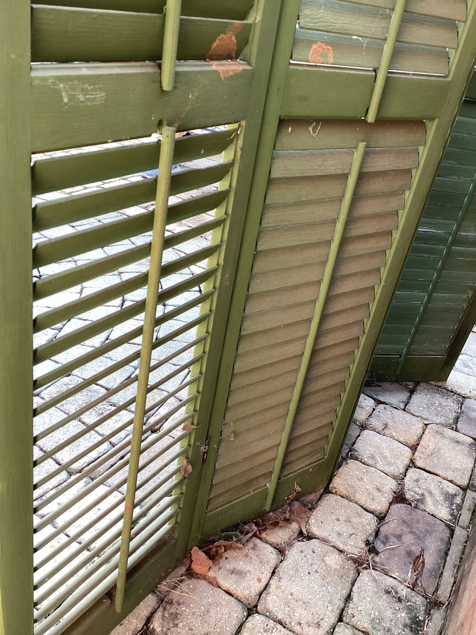 Four Panel Cypress Wood Shutter Screen - 6