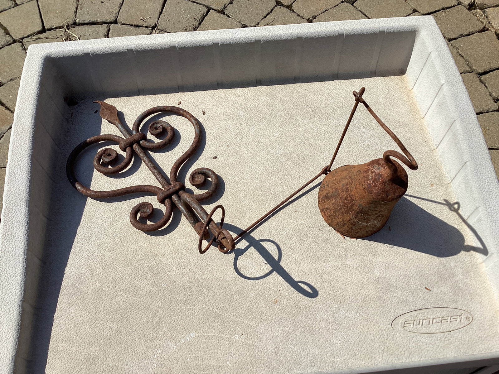 Metal Outdoor Bell: rusty