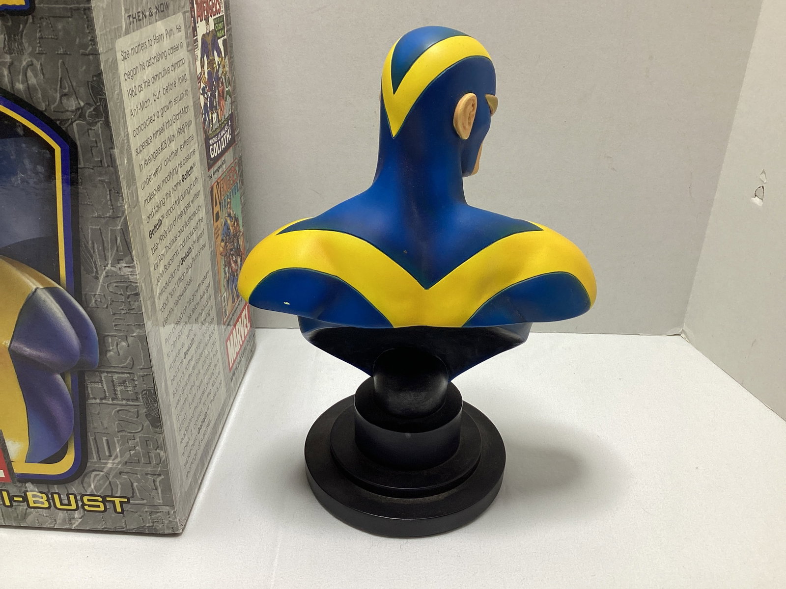 Bowen Designs Marvel Goliath Mini Bust Statue - 4