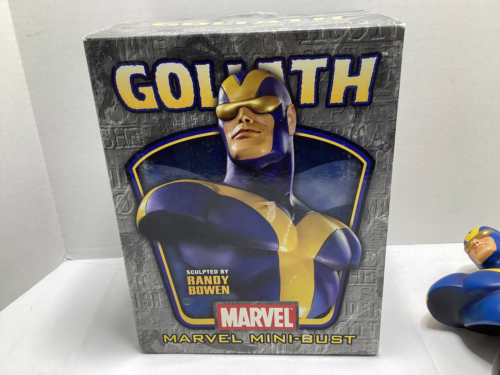 Bowen Designs Marvel Goliath Mini Bust Statue - 6