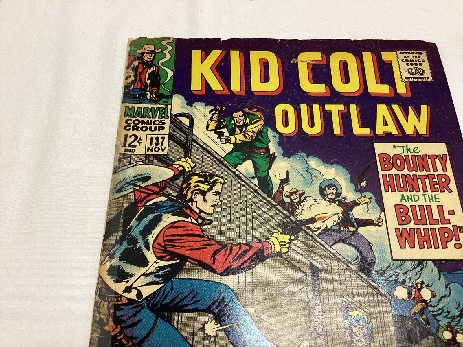 Kid Colt Outlaw 137 Marvel Western Comic Book - 2