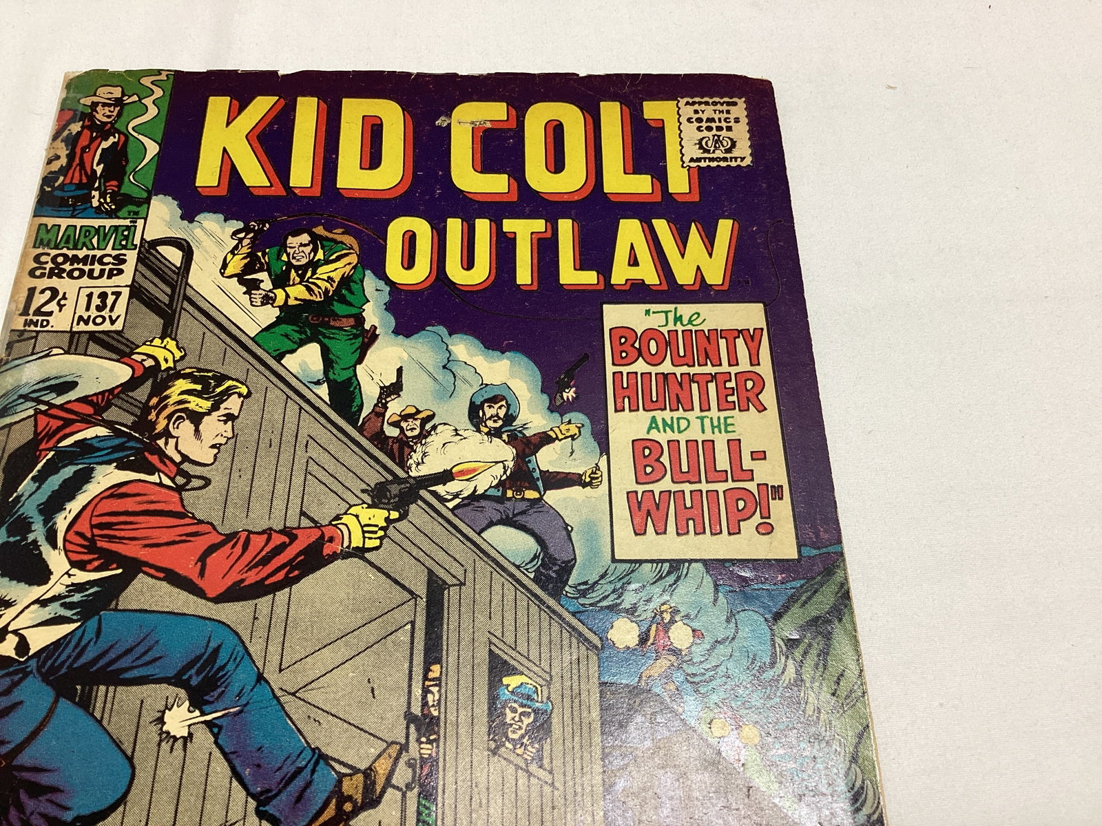 Kid Colt Outlaw 137 Marvel Western Comic Book - 3