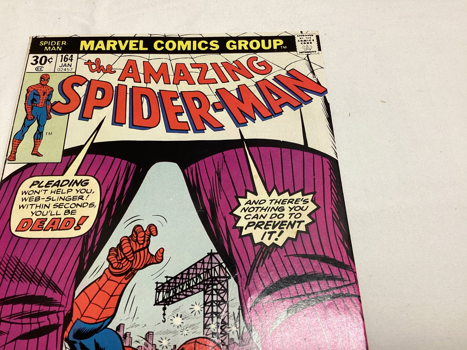 The Amazing Spider-Man 164 Marvel Comic Book - 3
