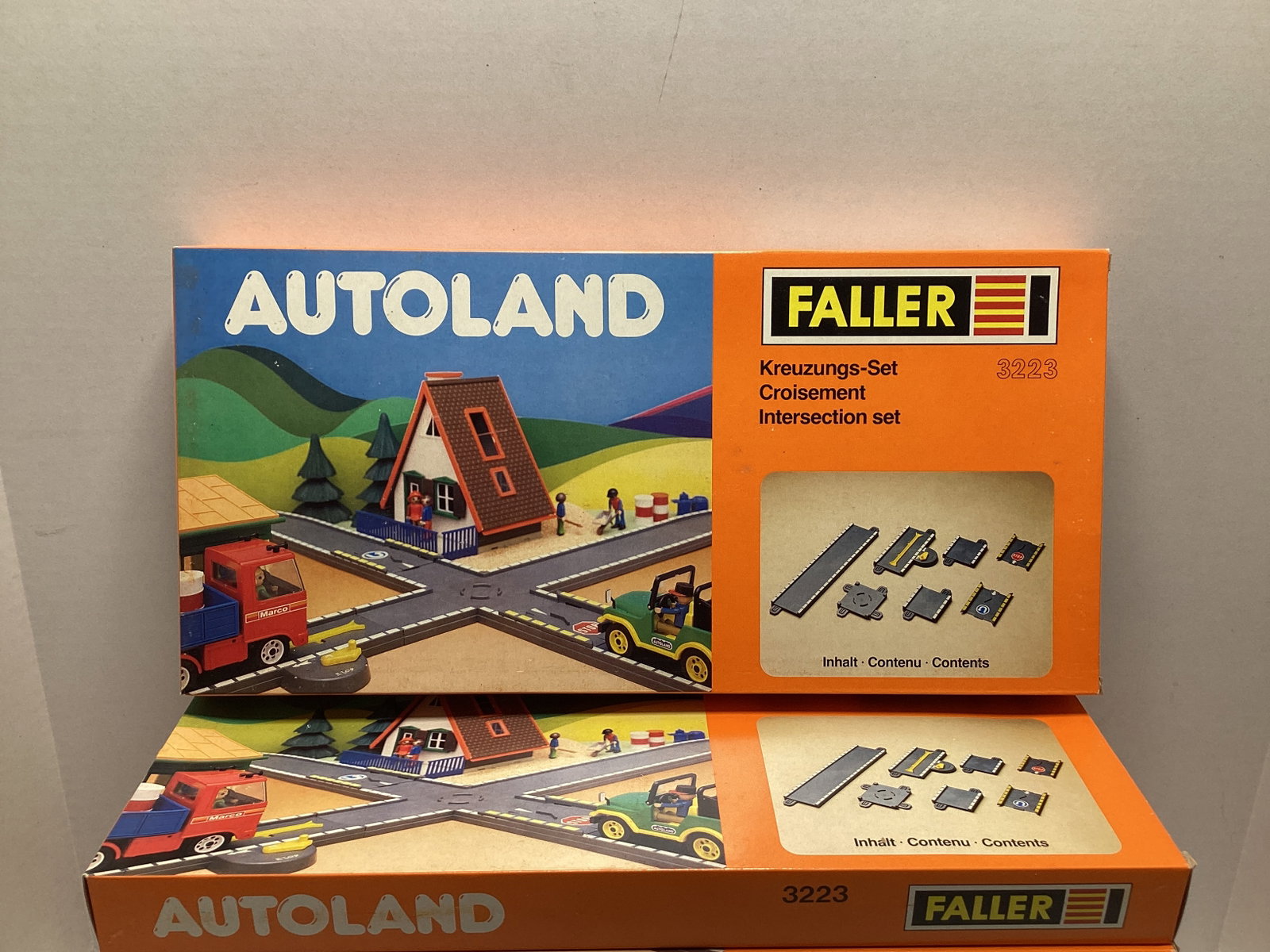 Seven Faller Autoland 3223 Intersection Sets - 2