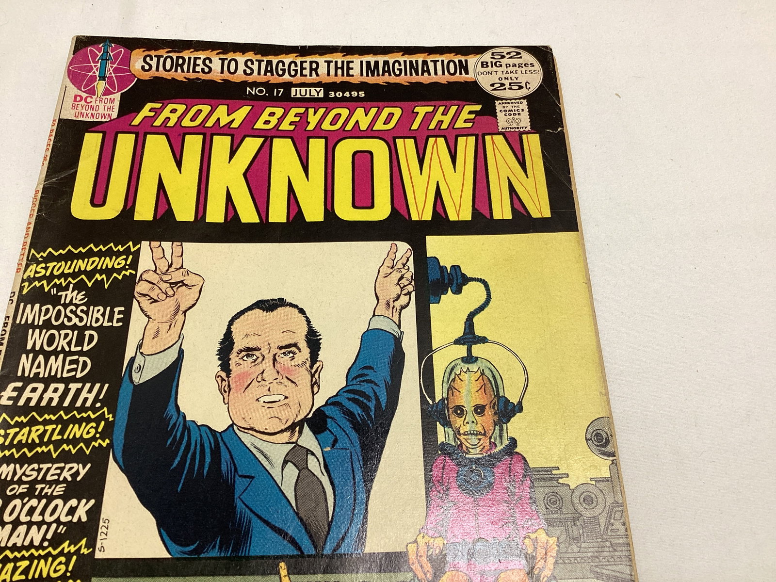 From Beyond the Unknown 17 DC Comic Book - 3