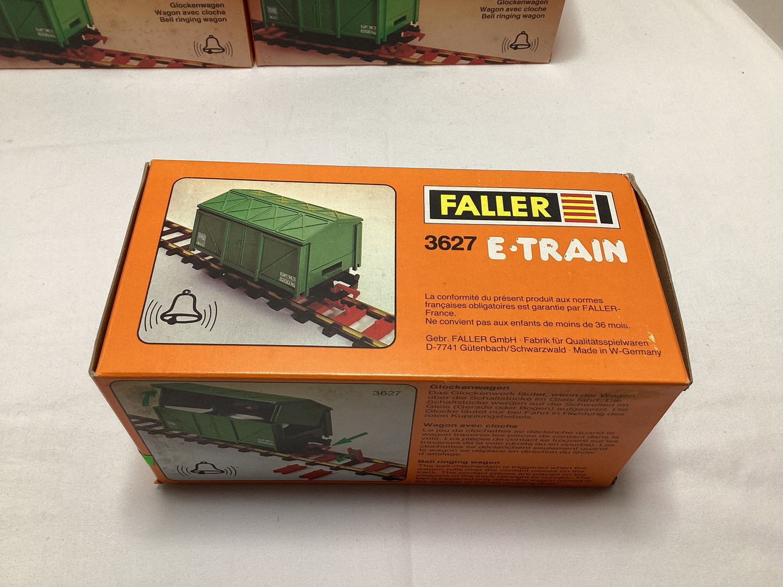 Four Faller E-Train 3627 Bell Ringing Wagons - 3