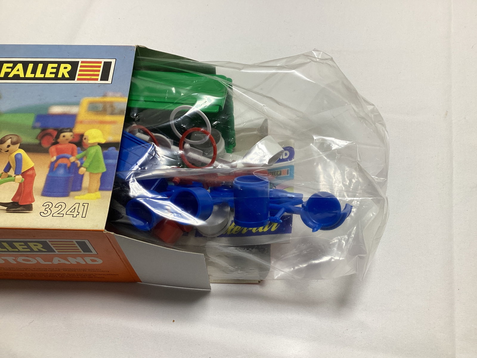 Four Faller Autoland 3241 Sets - 5
