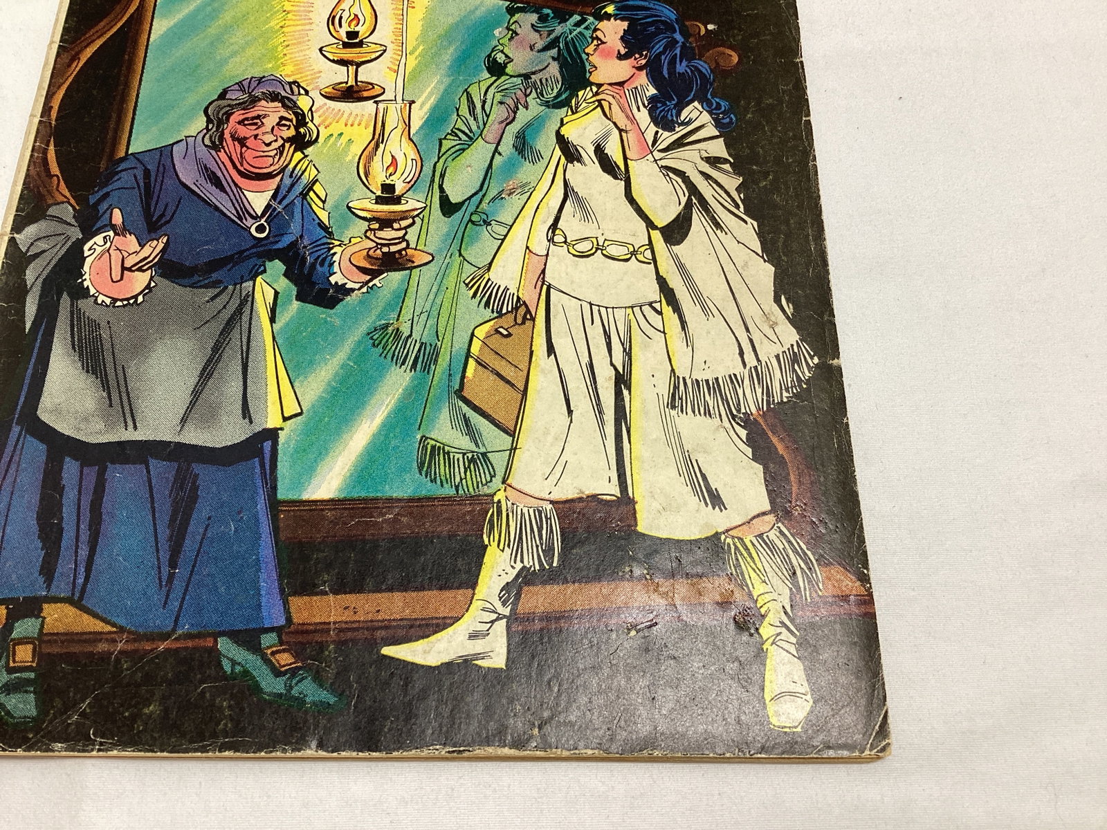The New Wonder Woman 195 DC Comic Book - 5