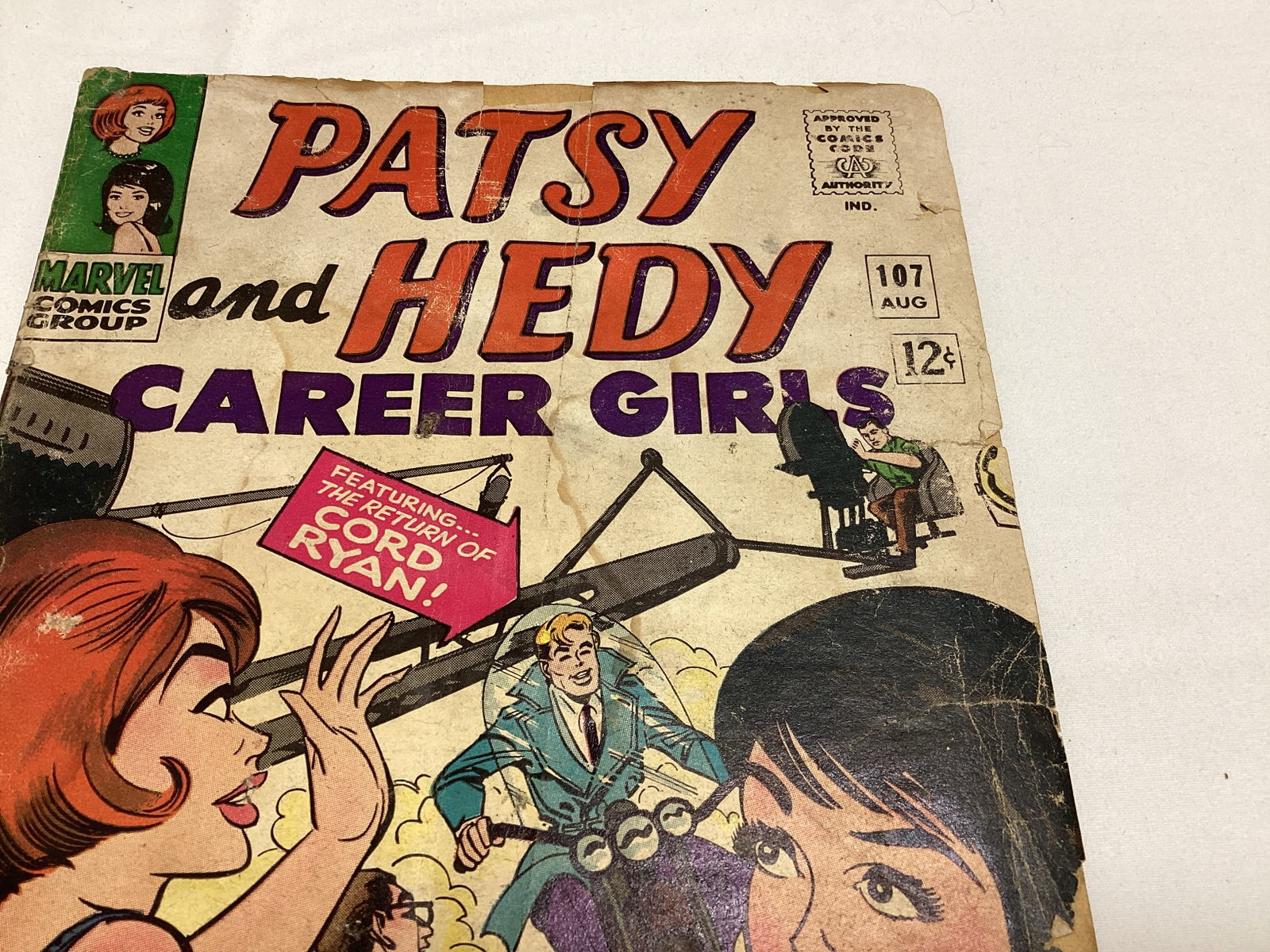 Patsy and Hedy 107 Marvel Comic Book - 3