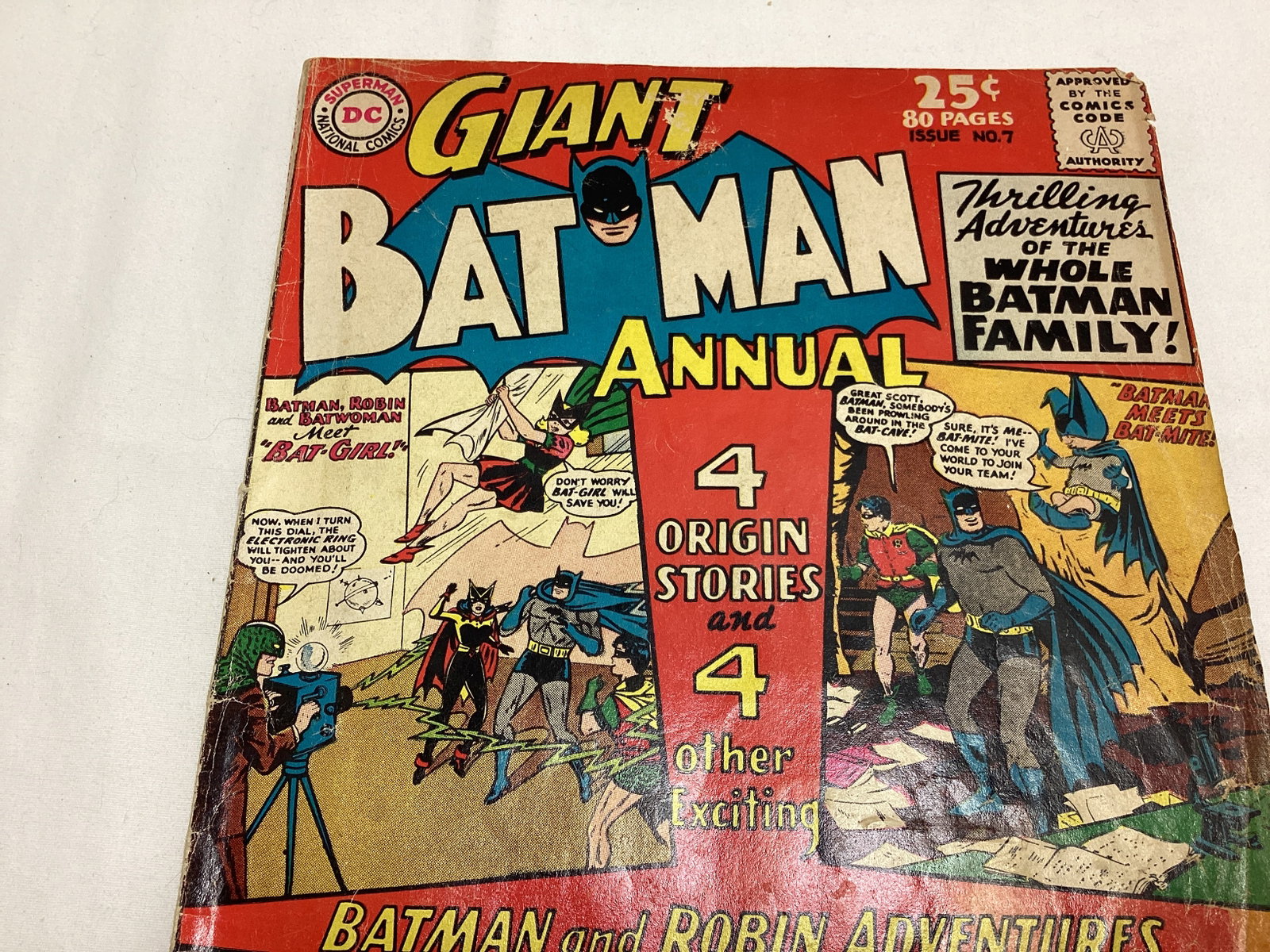 Giant Batman Annual 7 DC Comic Book - 2