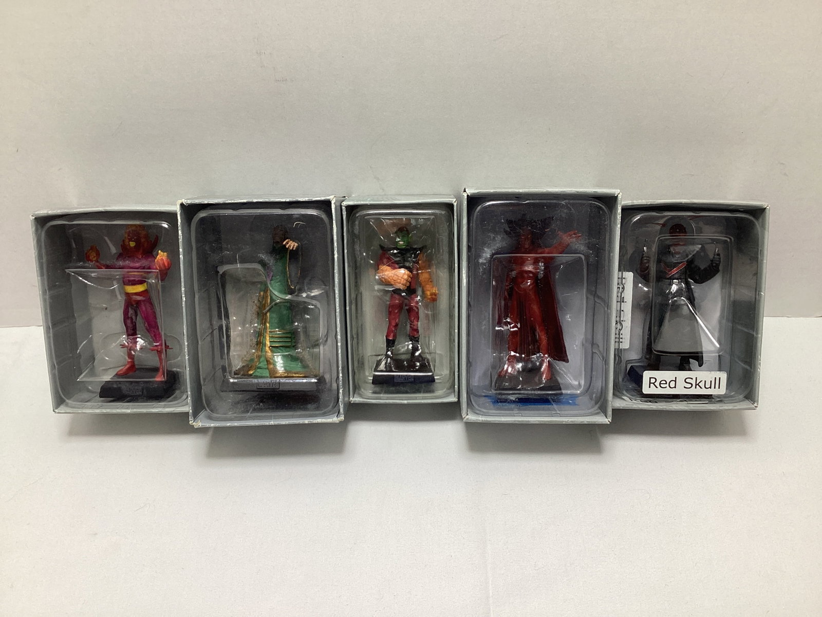 Five Eaglemoss Marvel Villain Diecast Models: Dormammu, Mandarin, Super Skrull, Mephisto, Red Skull, may have some paint chipping / loss