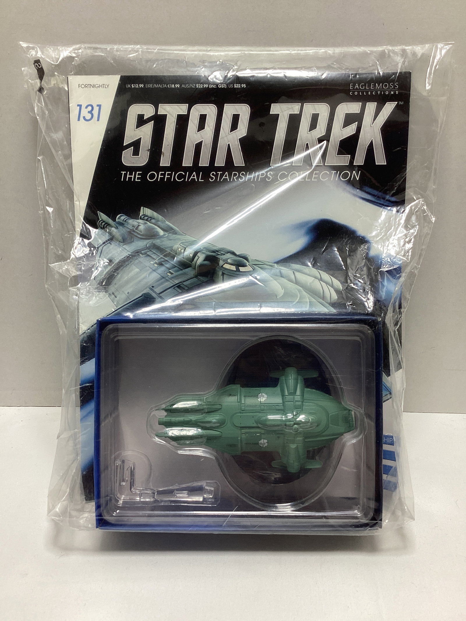 Four Sealed Eaglemoss Star Trek Diecast Starships with Magazines - 11