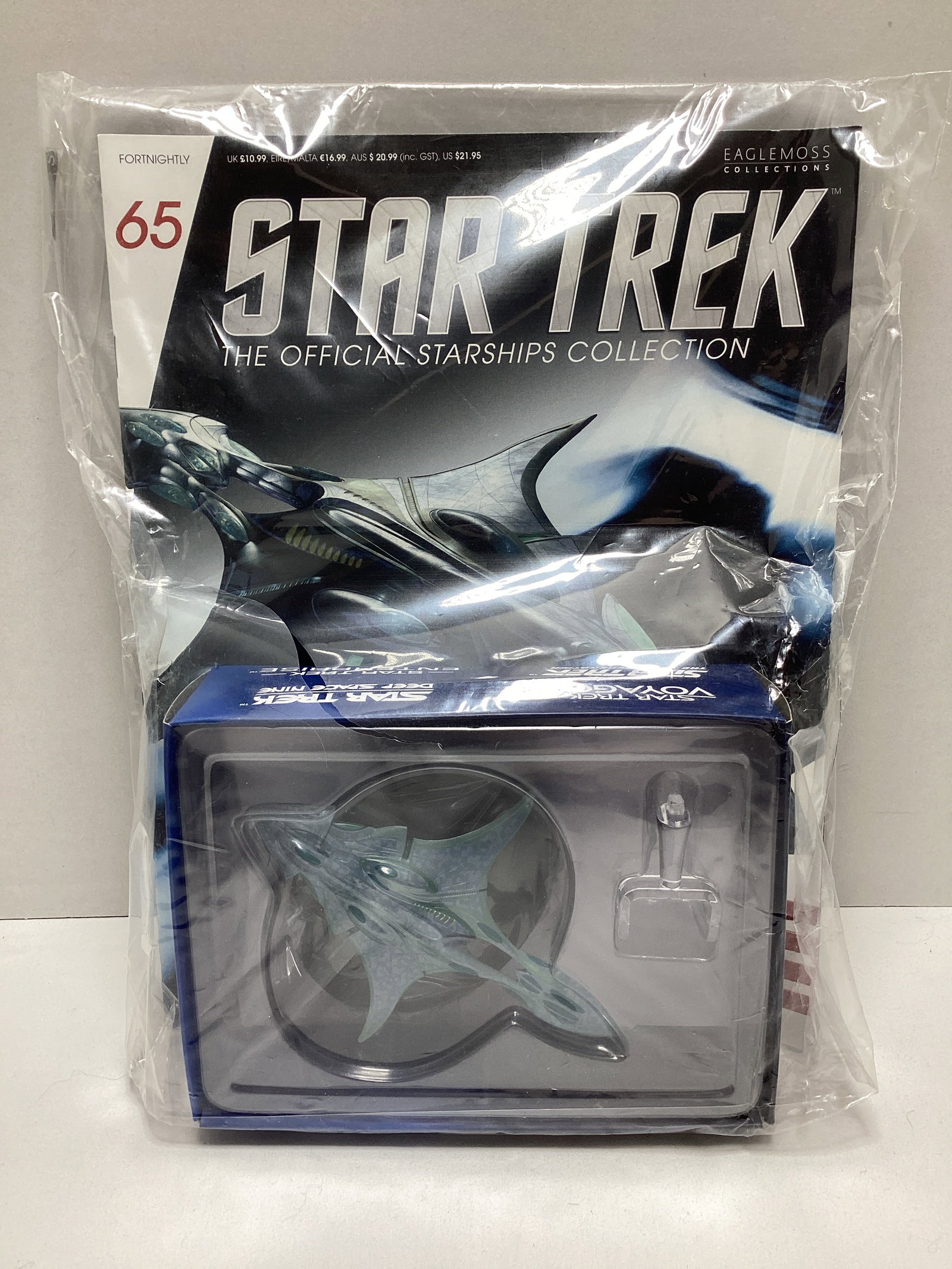 Four Sealed Eaglemoss Star Trek Diecast Starships with Magazines - 5