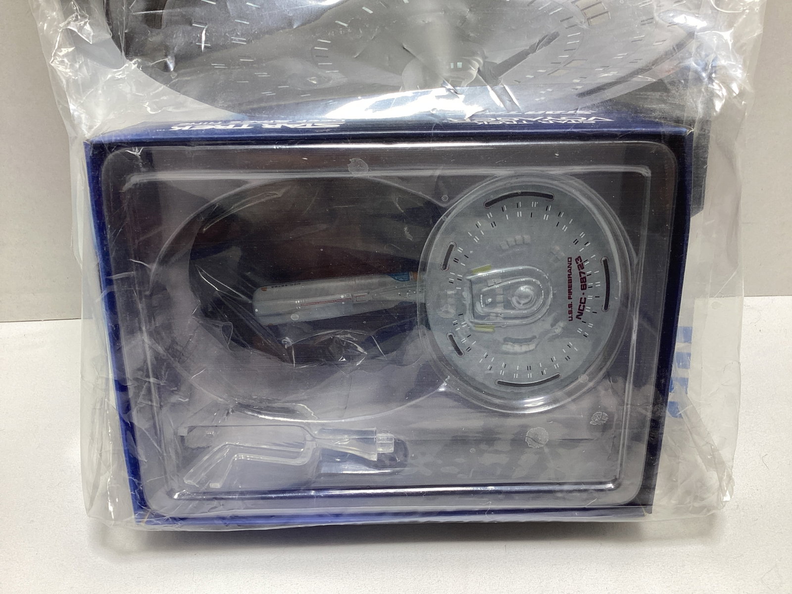 Five Sealed Eaglemoss Star Trek Diecast Starships with Magazines - 6