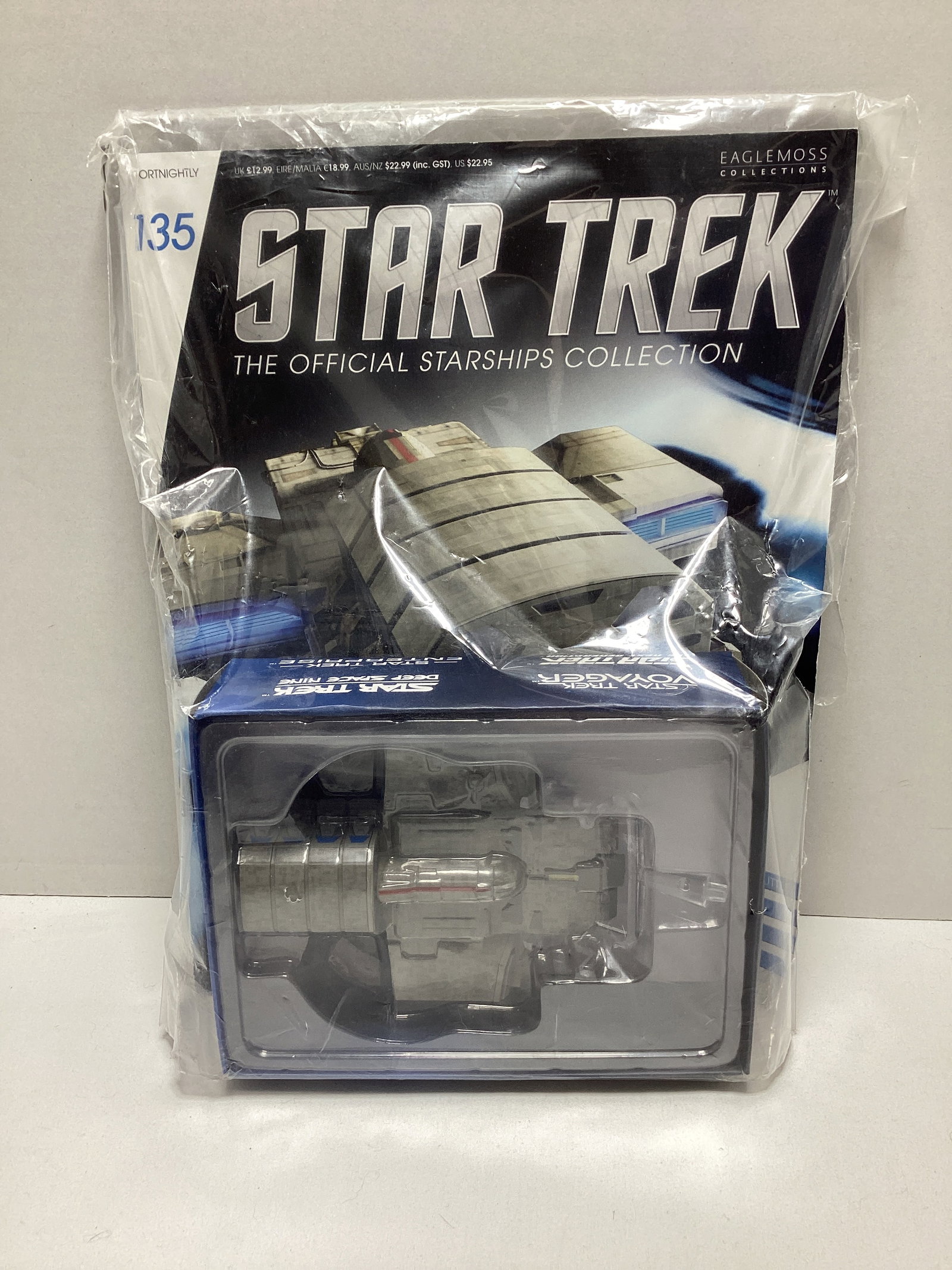 Five Sealed Eaglemoss Star Trek Diecast Starships with Magazines - 2