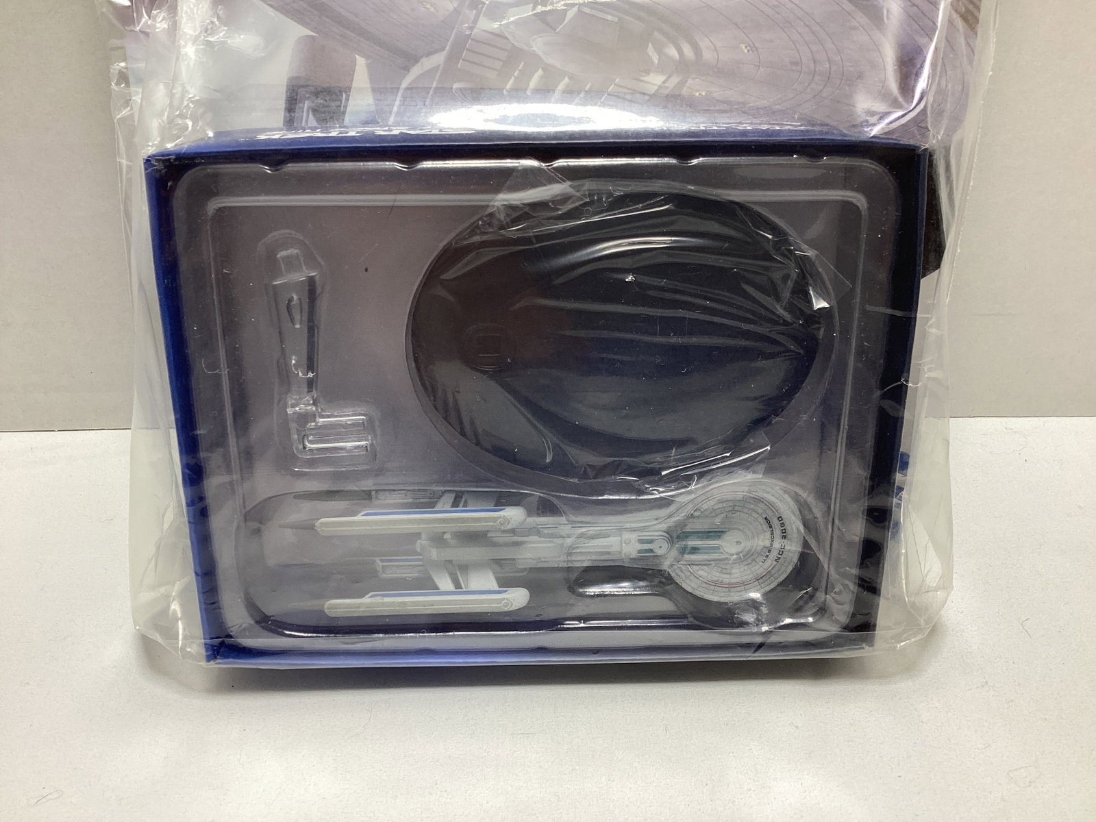 Five Sealed Eaglemoss Star Trek Diecast Starships with Magazines - 9