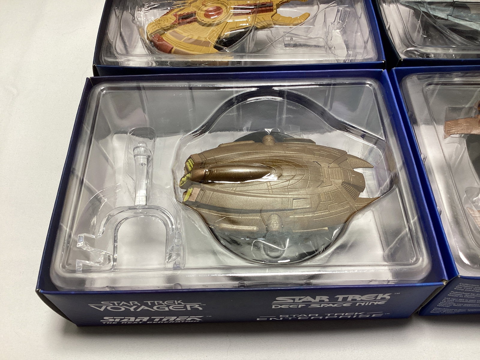 Four Eaglemoss Star Trek Diecast Starships with Magazines - 7
