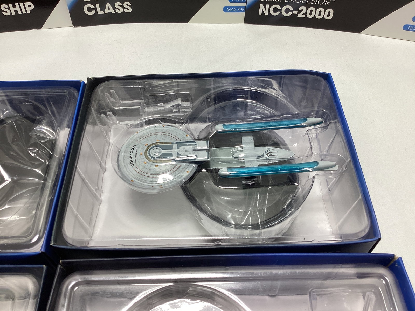 Four Eaglemoss Star Trek Diecast Starships with Magazines - 5