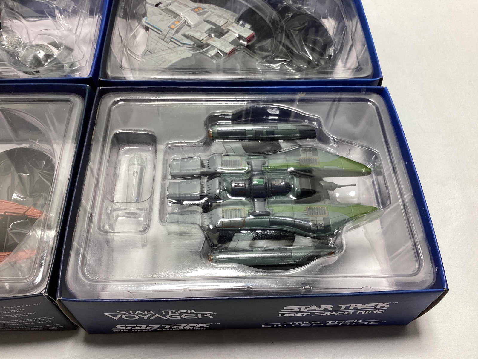 Four Eaglemoss Star Trek Diecast Starships with Magazines - 4