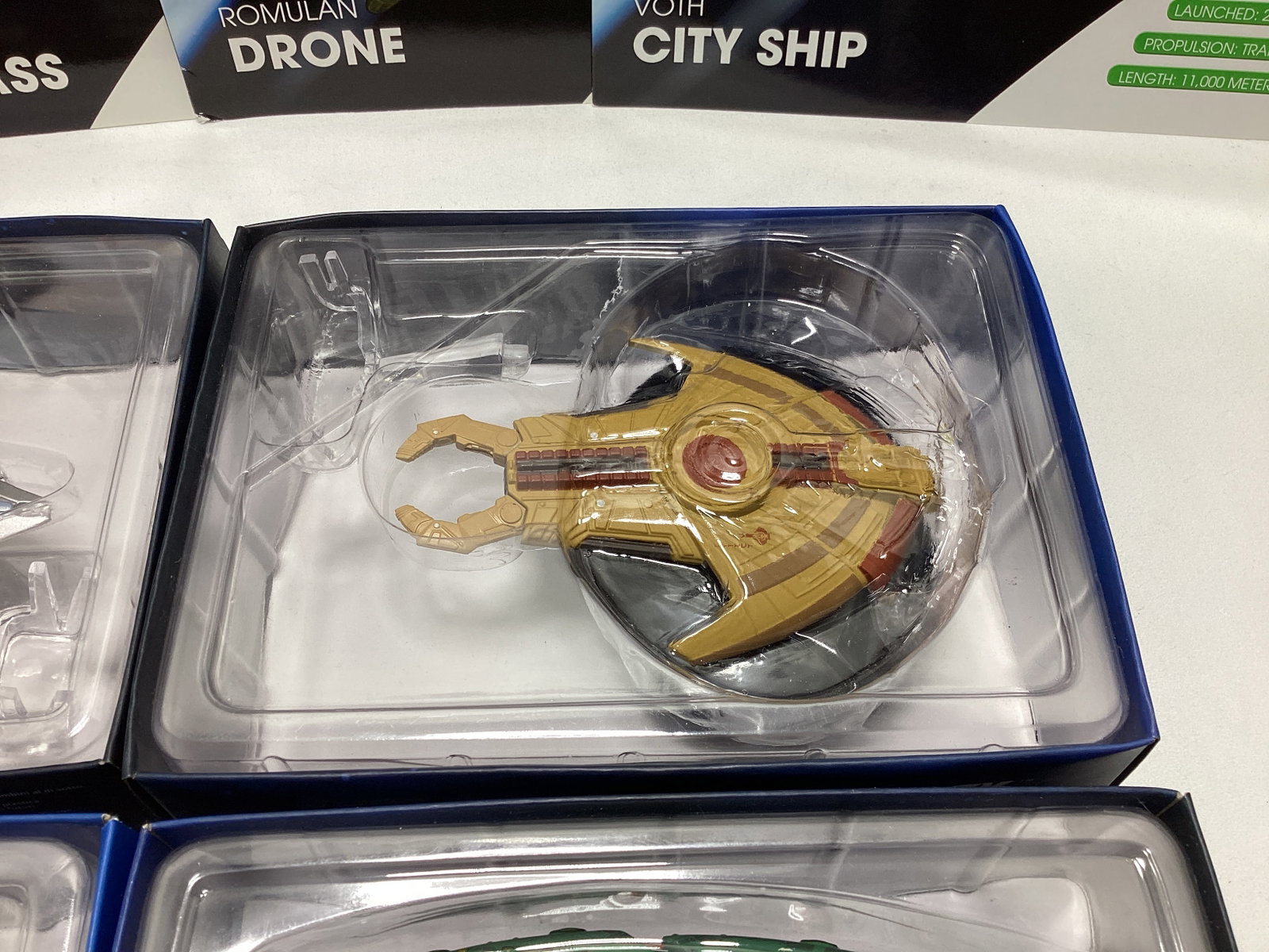 Four Eaglemoss Star Trek Diecast Starships with Magazines - 5