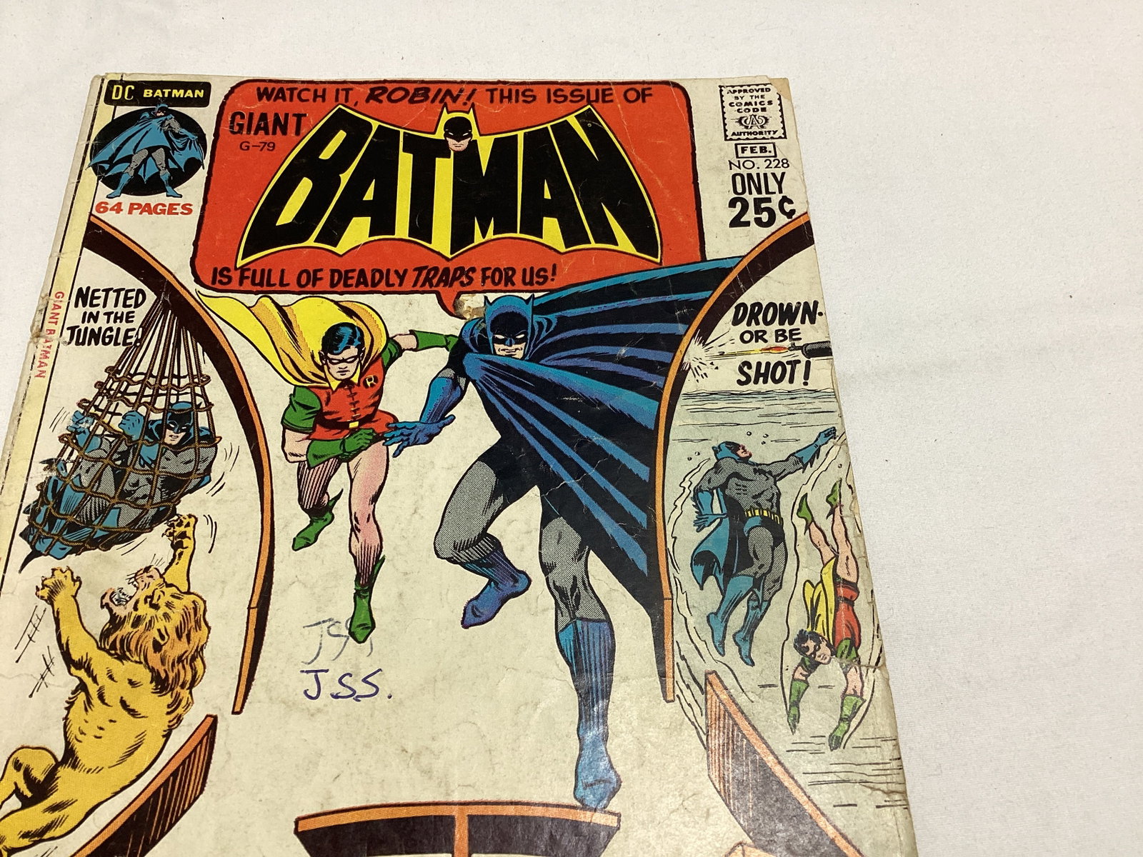 Giant Size Batman 228 DC Comic Book - 3
