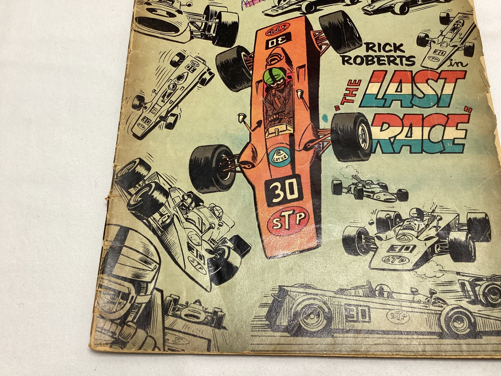 Grand Prix 30 Charlton Comic Book - 4