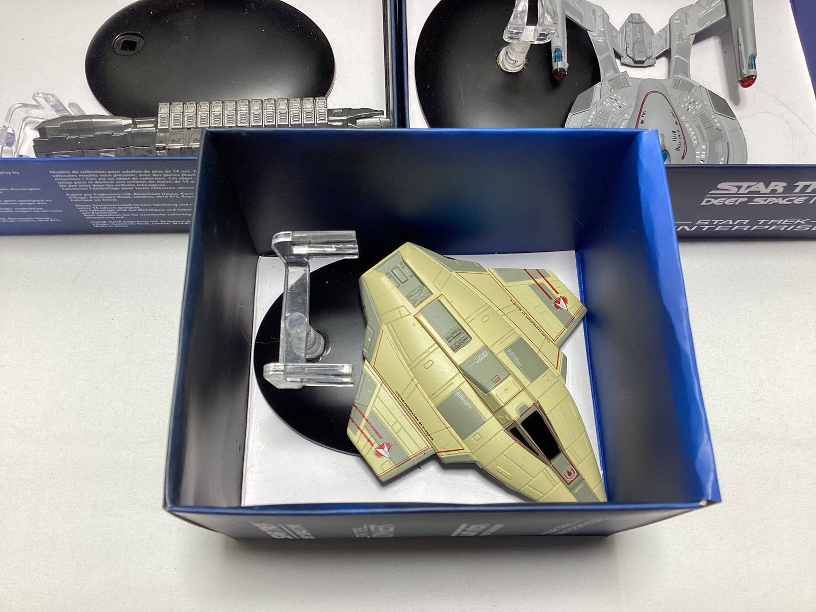 Three Eaglemoss Star Trek Diecast Starships with Magazines - 4