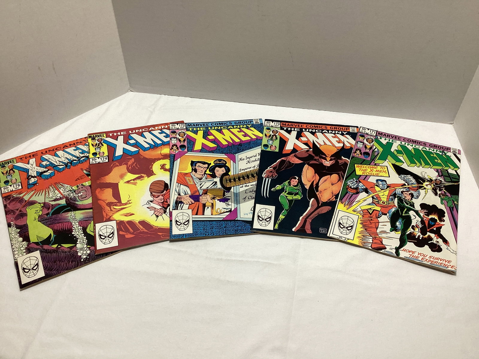 Five Uncanny X-Men Marvel Comic Books: .