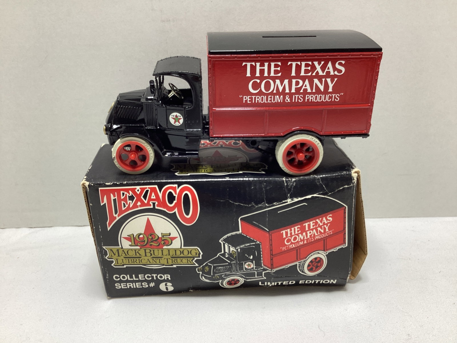 ERTL Texaco 1925 Mack Delivery Truck Diecast Bank: .