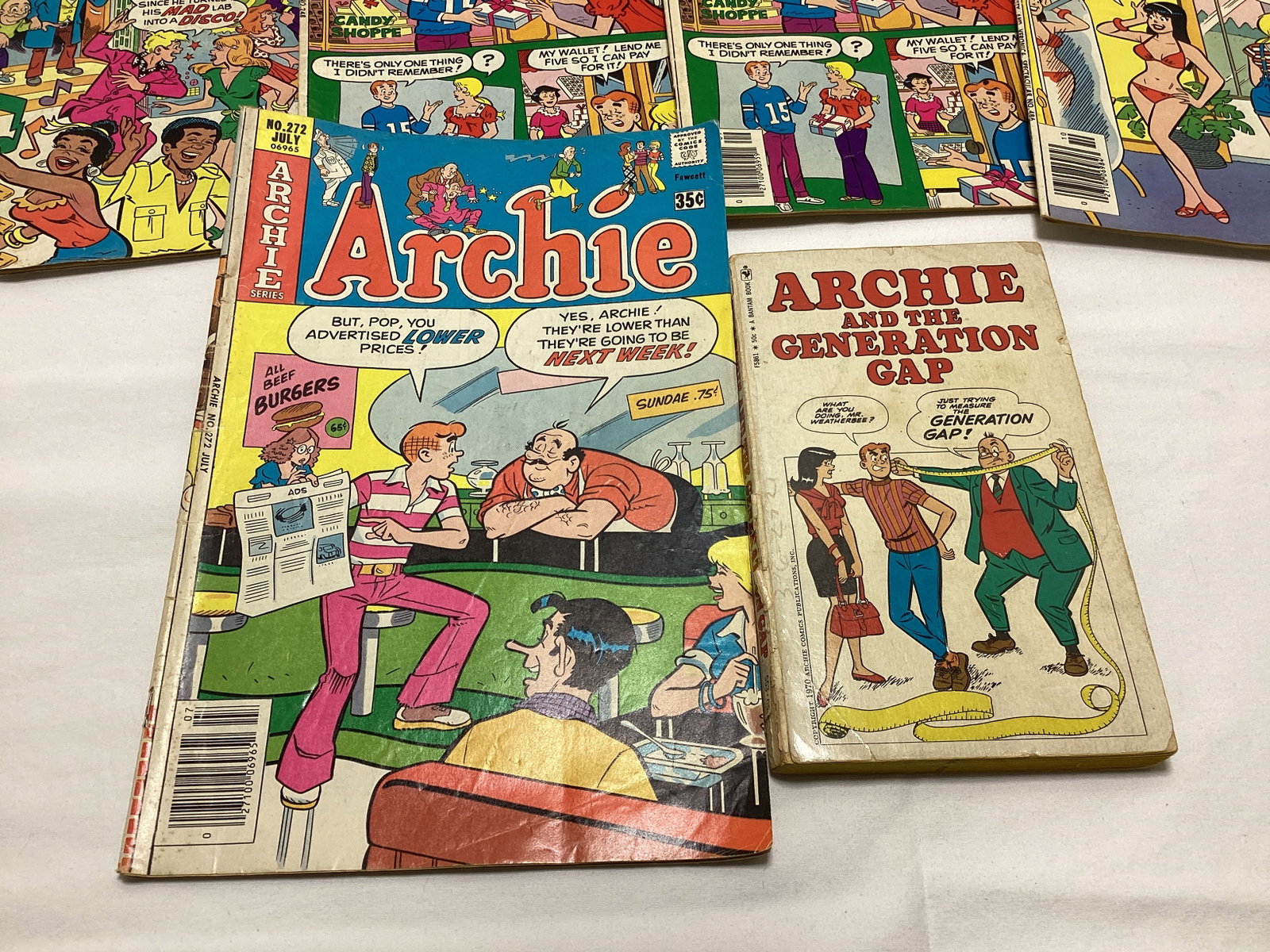Six Archie Comic Books - 2