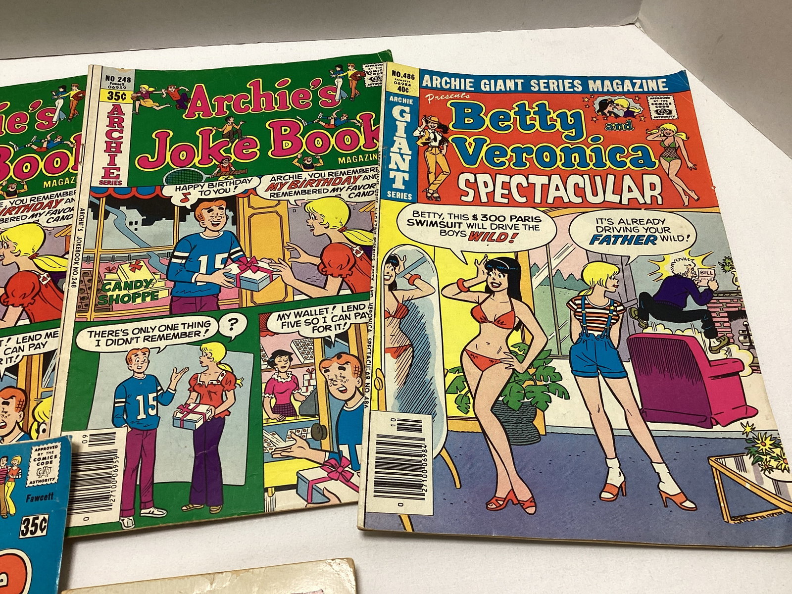 Six Archie Comic Books - 3