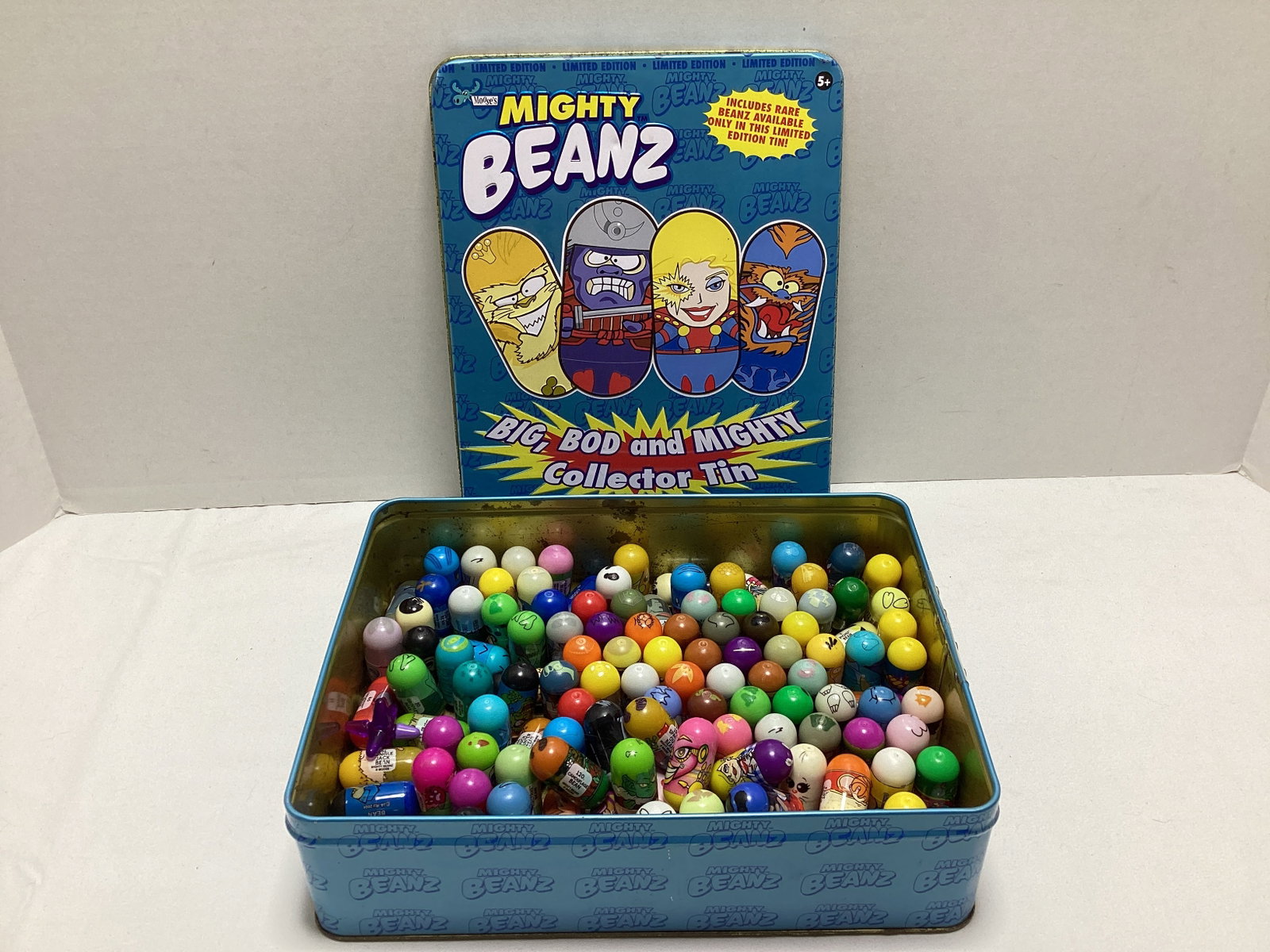 Large Collection of Mighty Beanz: .