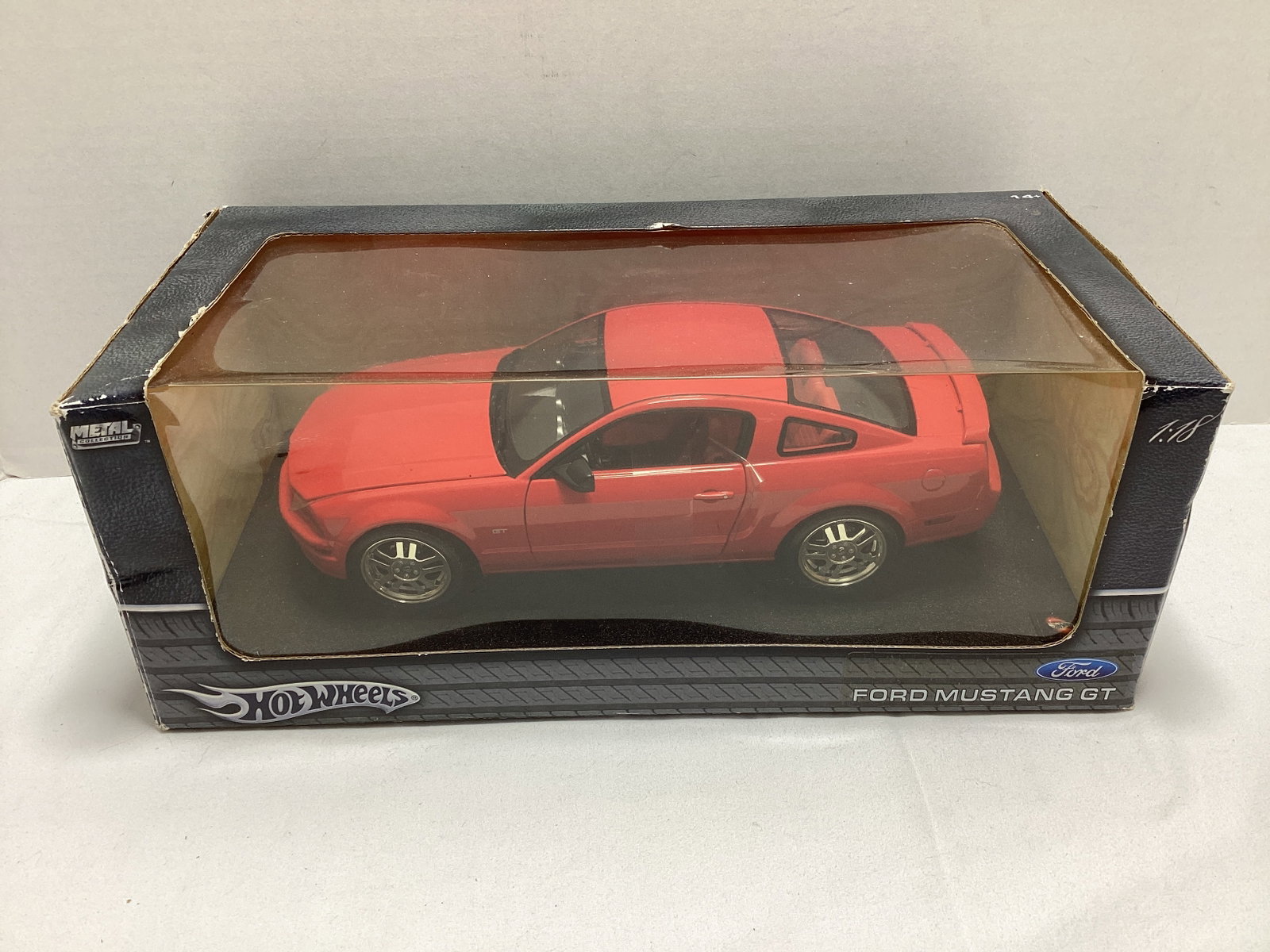 Hot Wheels Ford Mustang GT 1:18 Scale Diecast: .