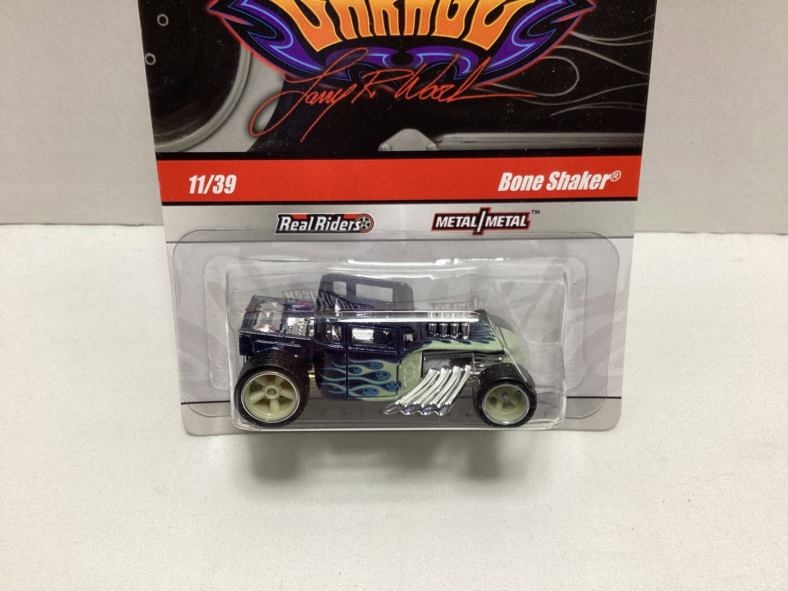 Hot Wheels Larrys Garage Bone Shaker Diecast - 2