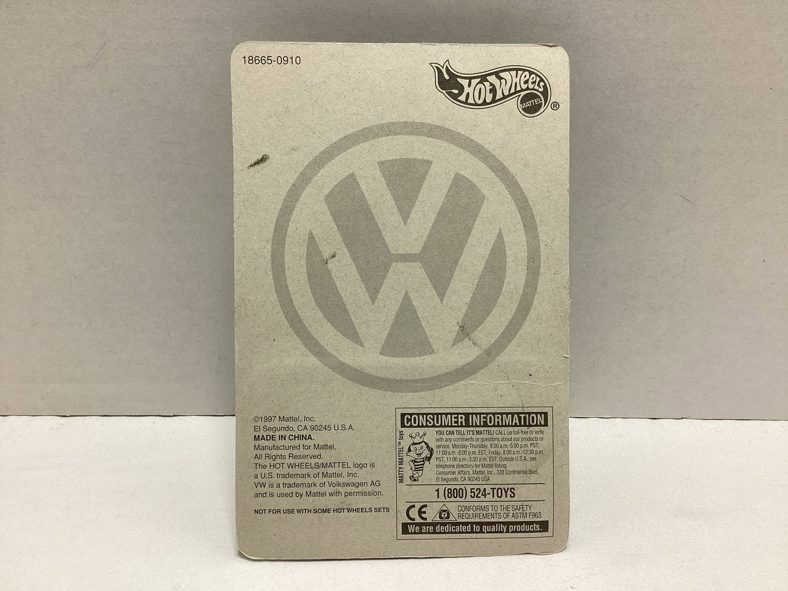 Hot Wheels Volkswagen Bus Diecast - 3