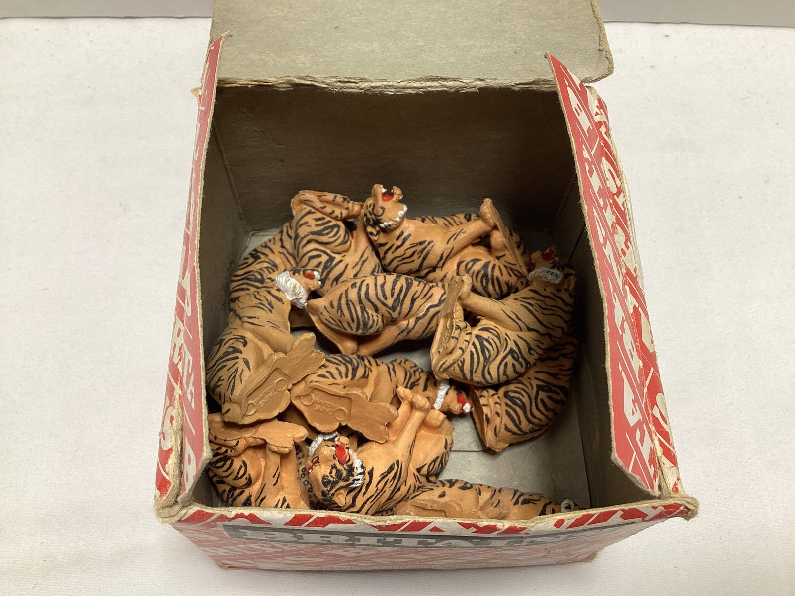 Britains Tiger Model Figures - 2