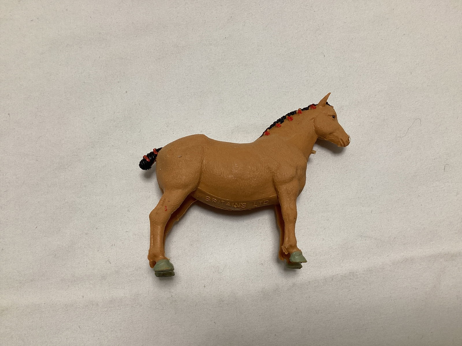 Britains Horse Model Figures - 3
